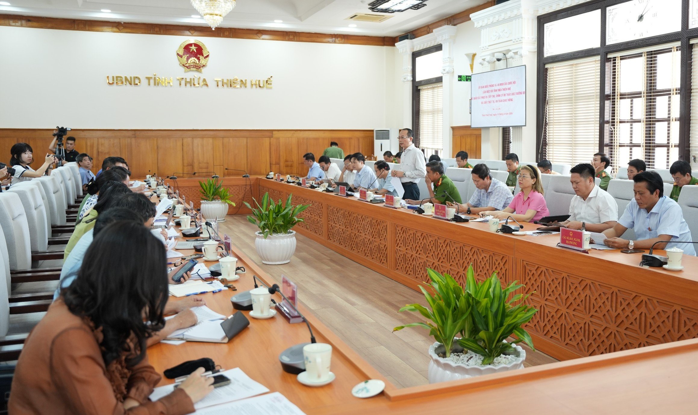 Sớm n&acirc;ng cao tốc Cam Lộ - La Sơn l&ecirc;n 4 l&agrave;n xe, tăng kết nối QL1- Ảnh 2.