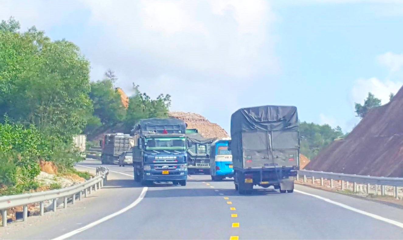 Chậm bảo h&agrave;nh c&ocirc;ng tr&igrave;nh bảo tr&igrave; đường bộ, 2 nh&agrave; thầu bị ph&ecirc; b&igrave;nh- Ảnh 1.
