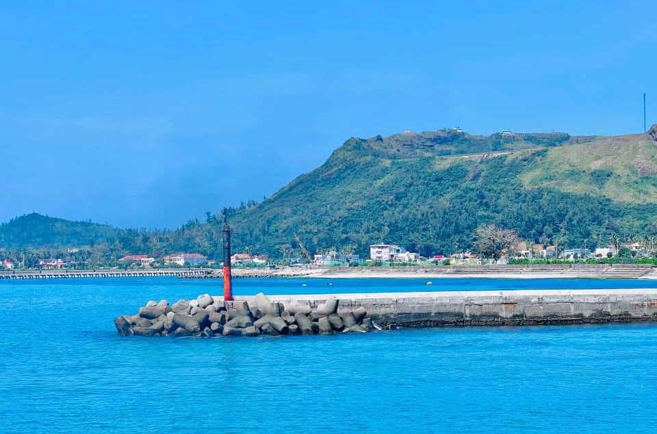 Đến L&yacute; Sơn ngắm trầm t&iacute;ch c&aacute;c đợt phun tr&agrave;o n&uacute;i lửa h&agrave;ng triệu năm- Ảnh 11.