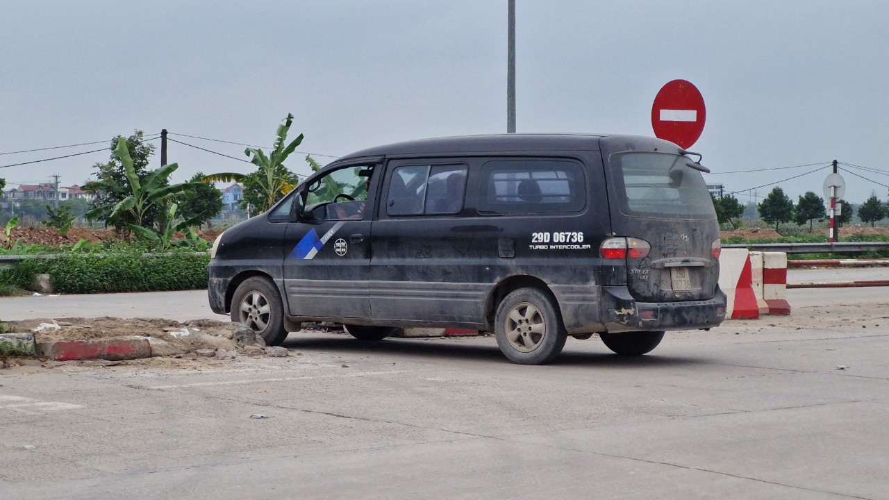Doanh nghiệp tự dựng chướng ngại vật, thu hẹp l&agrave;n quay xe tại Bắc Ninh- Ảnh 5.