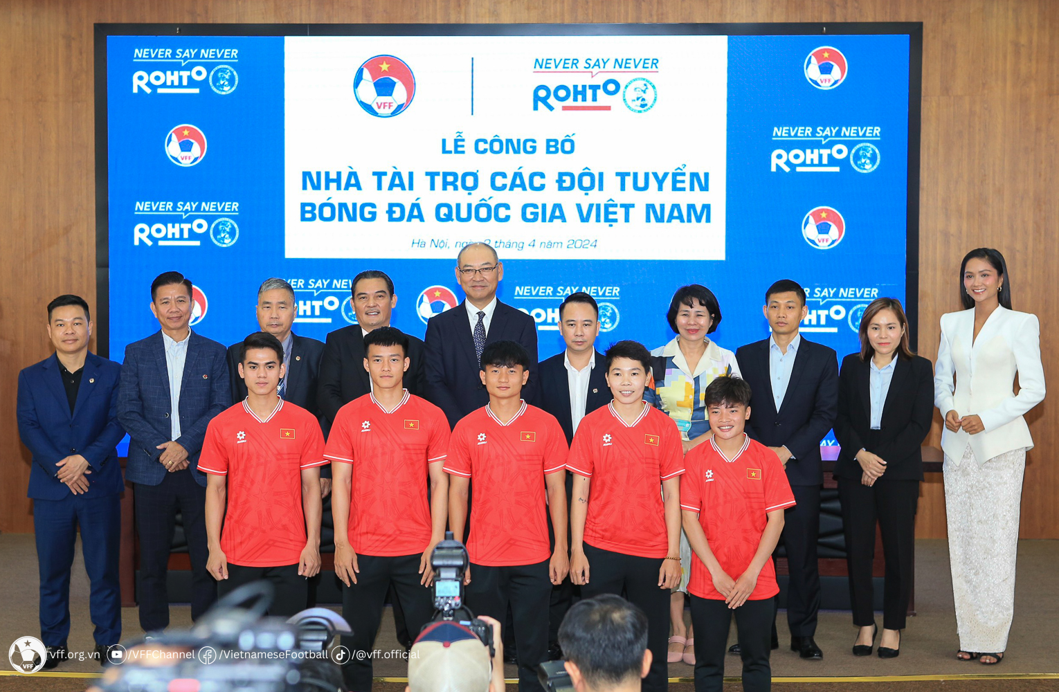 Đội tuyển Việt Nam nhận tin vui khi đang t&igrave;m HLV trưởng- Ảnh 1.