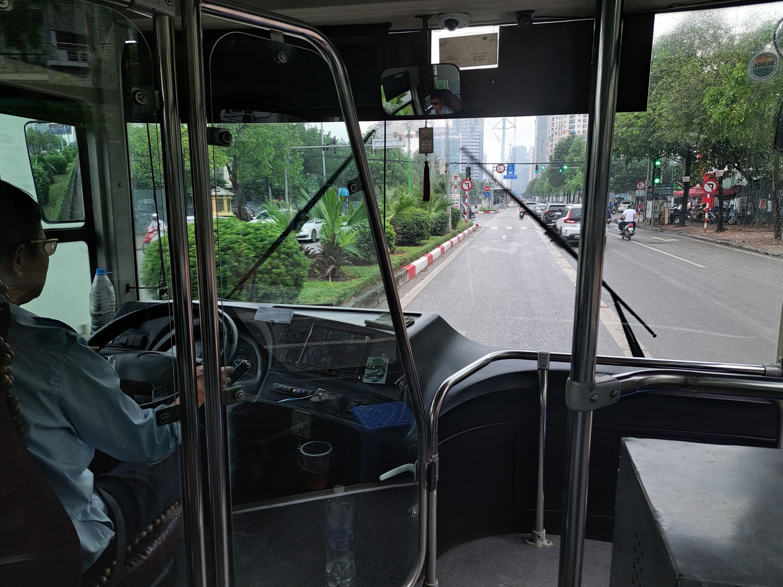 Tương lai n&agrave;o cho tuyến bu&yacute;t nhanh BRT?- Ảnh 2.