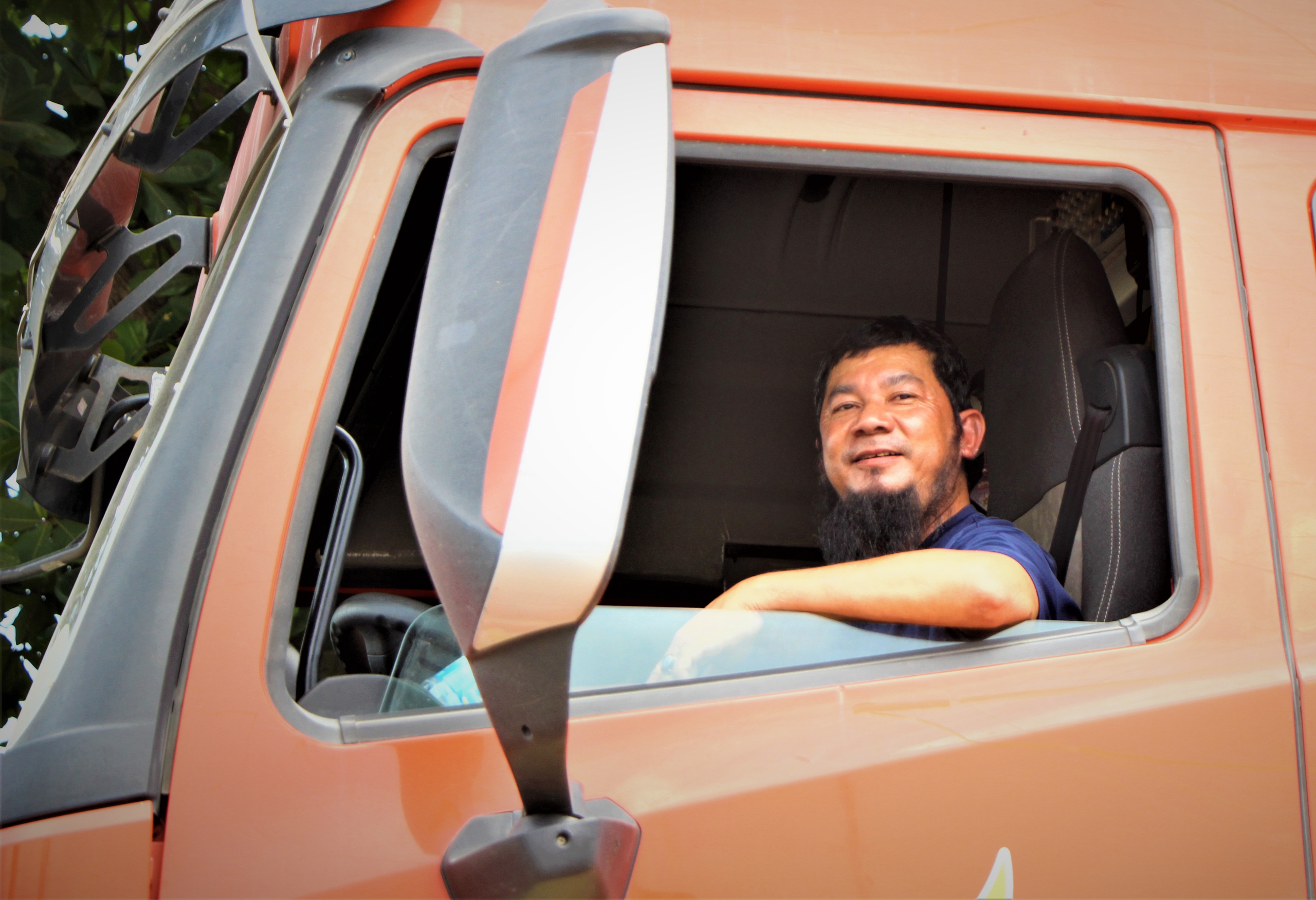 Kh&aacute;ch h&agrave;ng được miễn ph&iacute; trung chuyển h&agrave;ng h&oacute;a qua hầm đường sắt sạt lở- Ảnh 1.