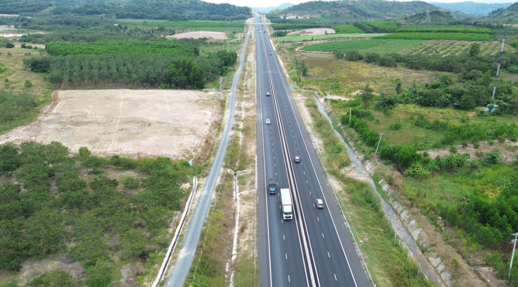 Sớm x&aacute;c định nguồn kinh ph&iacute; chi trả c&ocirc;ng t&aacute;c vận h&agrave;nh cao tốc Phan Thiết - Dầu Gi&acirc;y- Ảnh 1.
