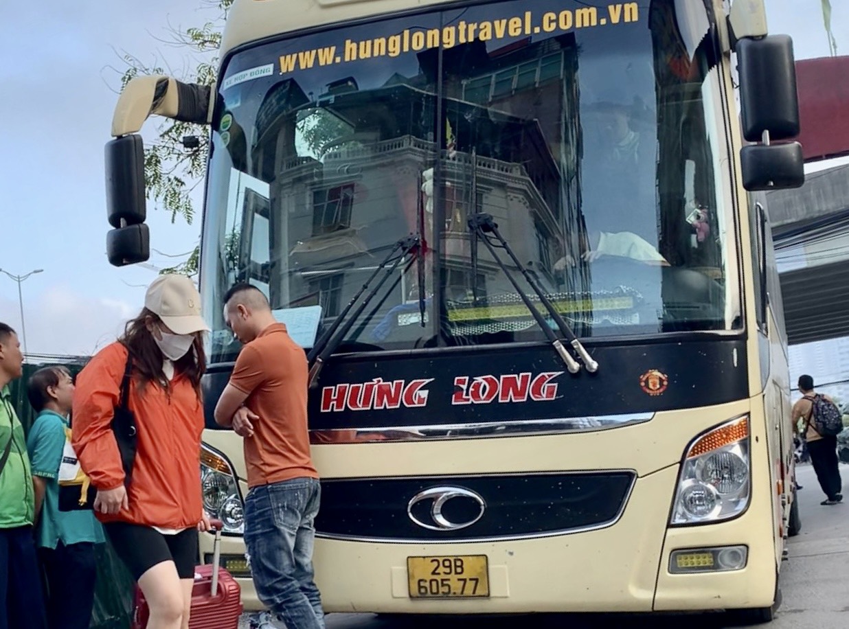 Quy định mới về quản l&yacute; xe hợp đồng vận chuyển h&agrave;nh kh&aacute;ch- Ảnh 1.