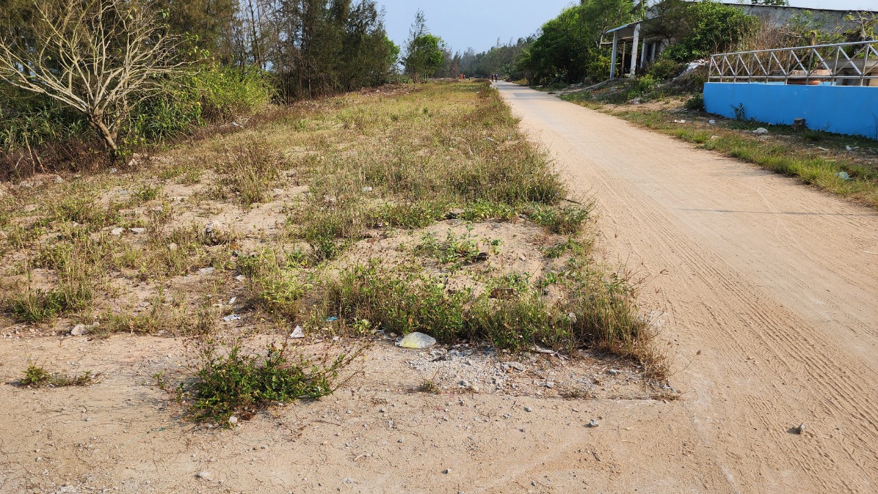 Cận cảnh tuyến đường 3,8 tỷ đồng ở Quảng Ng&atilde;i bị "r&uacute;t ruột" gần 1 tỷ- Ảnh 4.