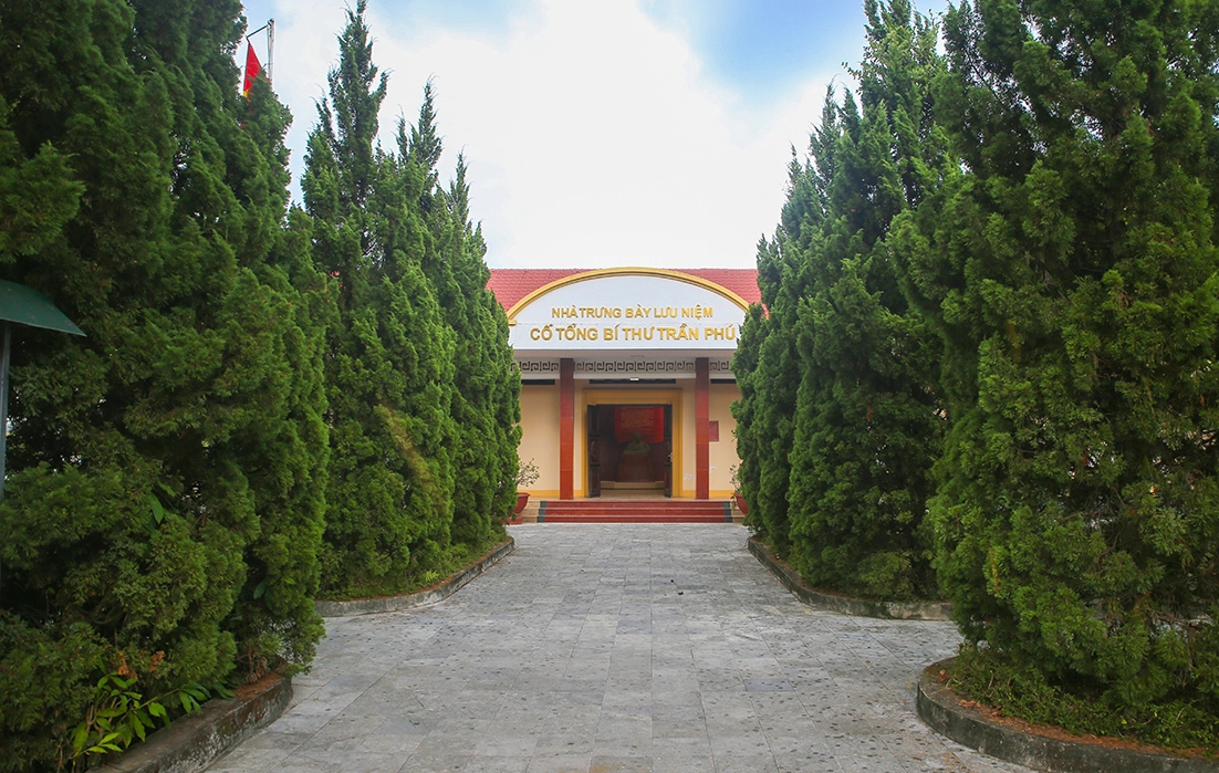 Ng&aacute;t xanh khu di t&iacute;ch cố Tổng B&iacute; thư Trần Ph&uacute; - "Địa chỉ đỏ" b&ecirc;n d&ograve;ng s&ocirc;ng La- Ảnh 9.