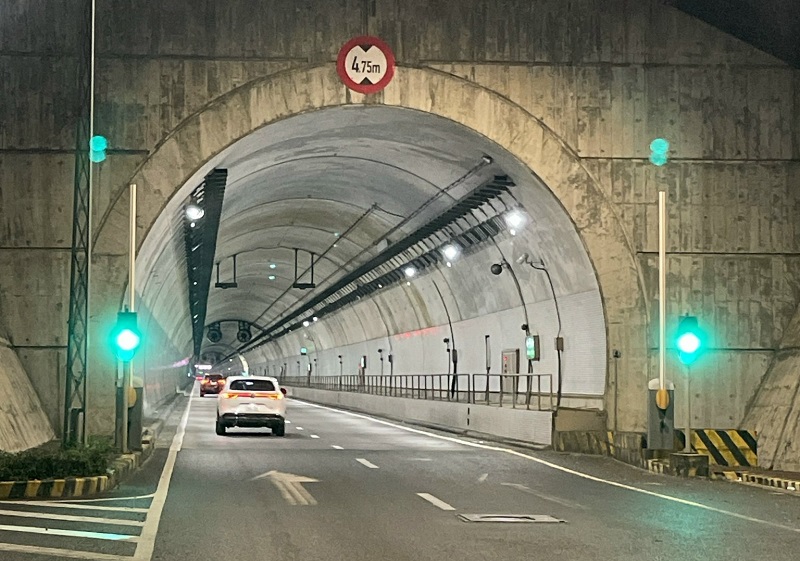 Kh&ocirc;ng c&oacute; việc sụt l&uacute;n hầm đường bộ qua Đ&egrave;o Cả- Ảnh 1.