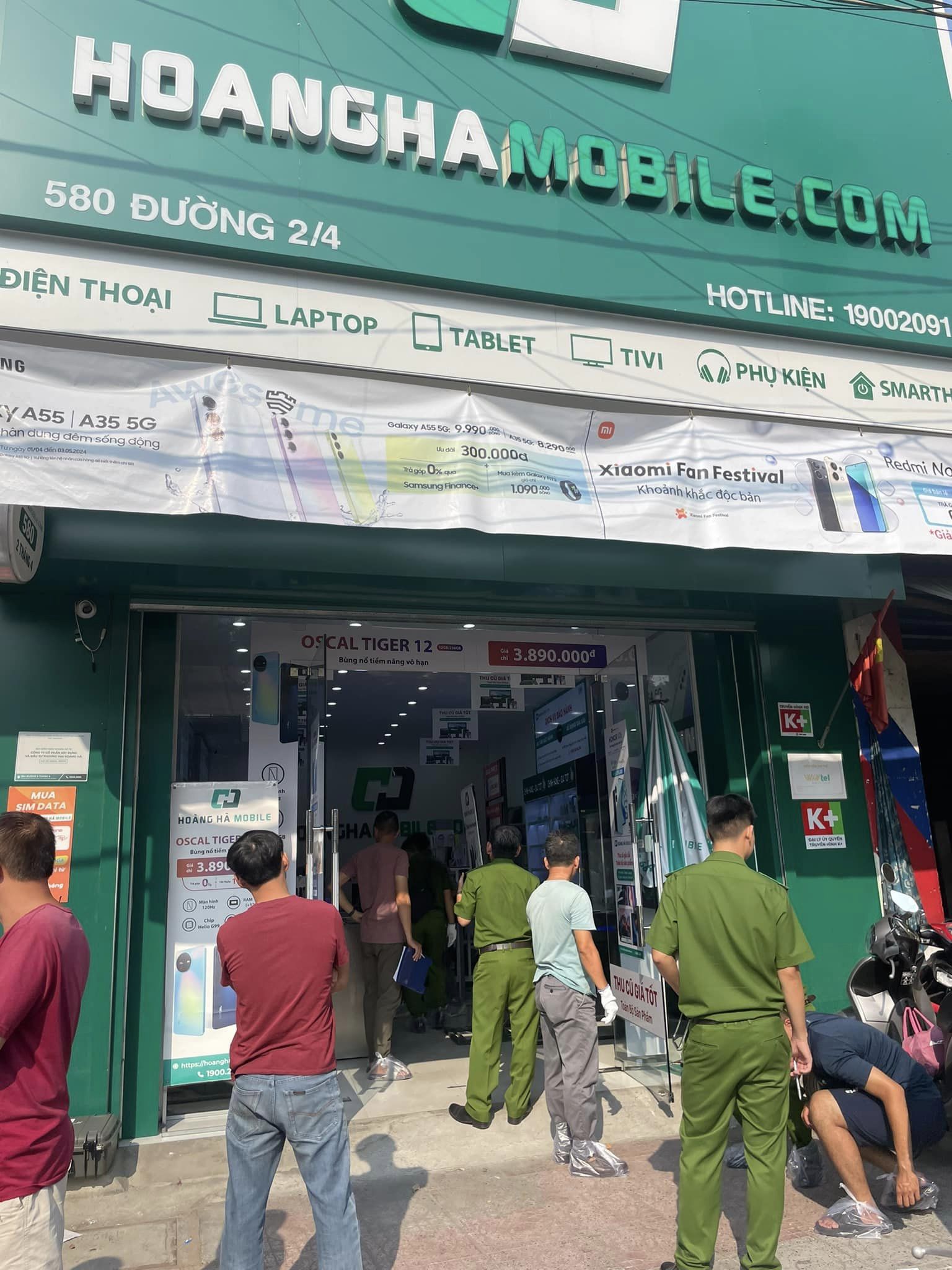 Điều tra nh&oacute;m người c&oacute; h&igrave;nh d&aacute;ng giống người nước ngo&agrave;i cướp t&agrave;i sản tại Nha Trang- Ảnh 2.