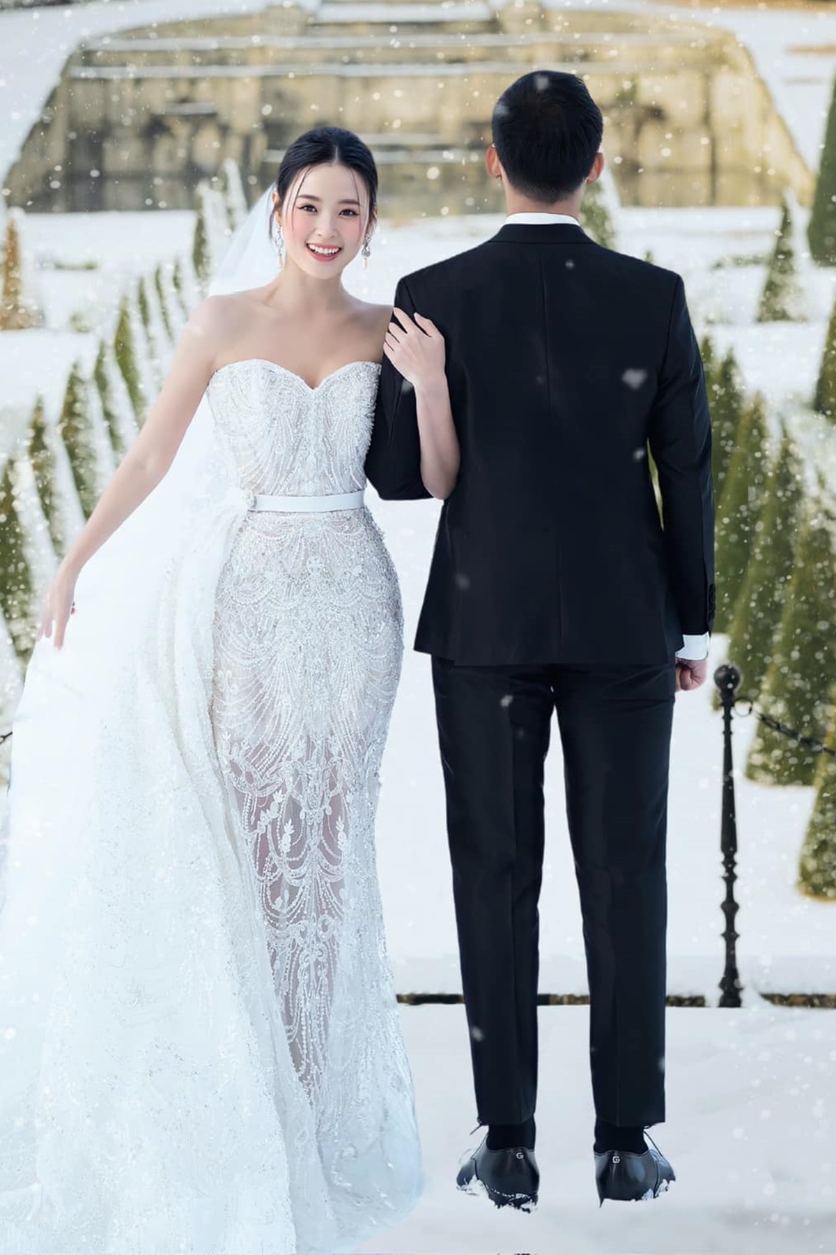 Lộ chi tiết quan trọng về bộ ảnh cưới của Midu v&agrave; chồng- Ảnh 2.