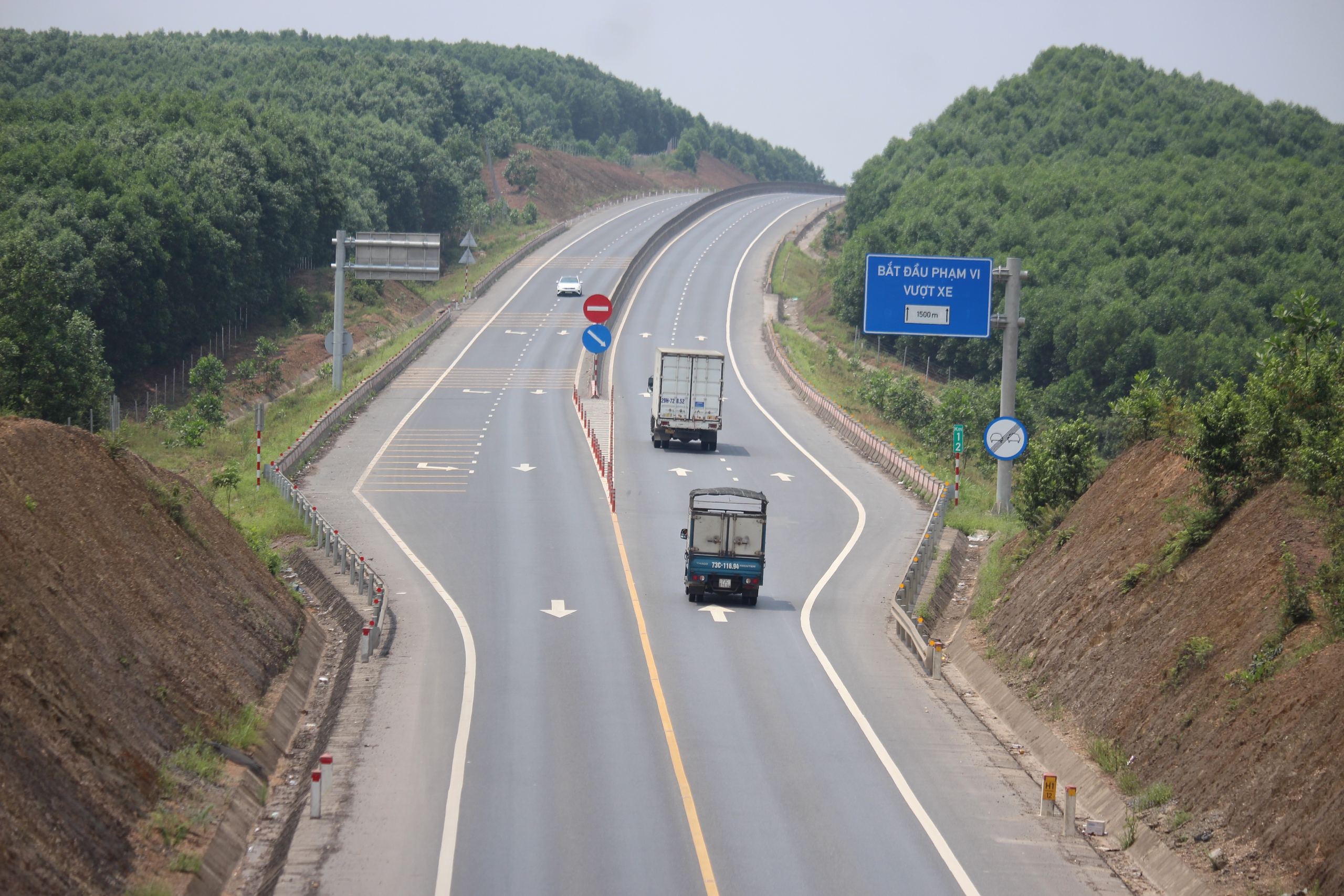 Quảng Trị đồng thuận ưu ti&ecirc;n nguồn lực, sớm n&acirc;ng cao tốc Cam Lộ - La Sơn 4 l&agrave;n xe- Ảnh 5.