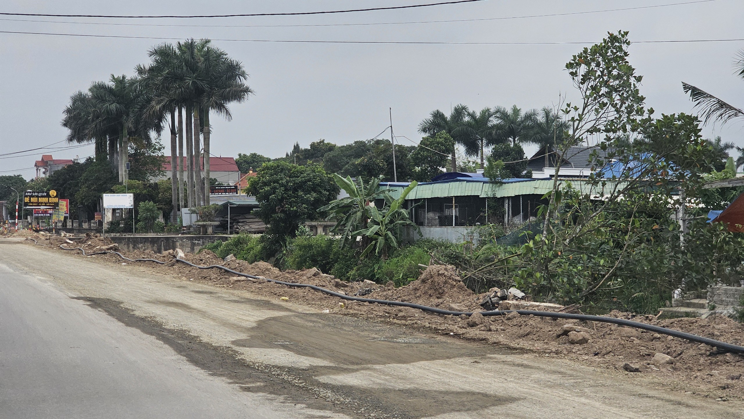 Hải Dương: Ngổn ngang c&ocirc;ng trường đường tỉnh 391, nghi vấn g&acirc;y nứt nh&agrave; d&acirc;n- Ảnh 10.