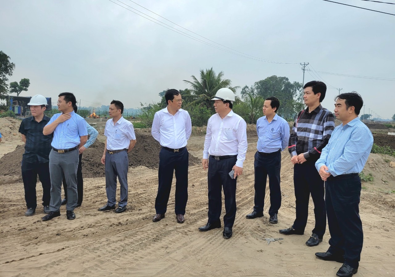 Hải Ph&ograve;ng: V&igrave; sao dự &aacute;n giao th&ocirc;ng gần ngh&igrave;n tỷ chậm tiến độ?- Ảnh 3.