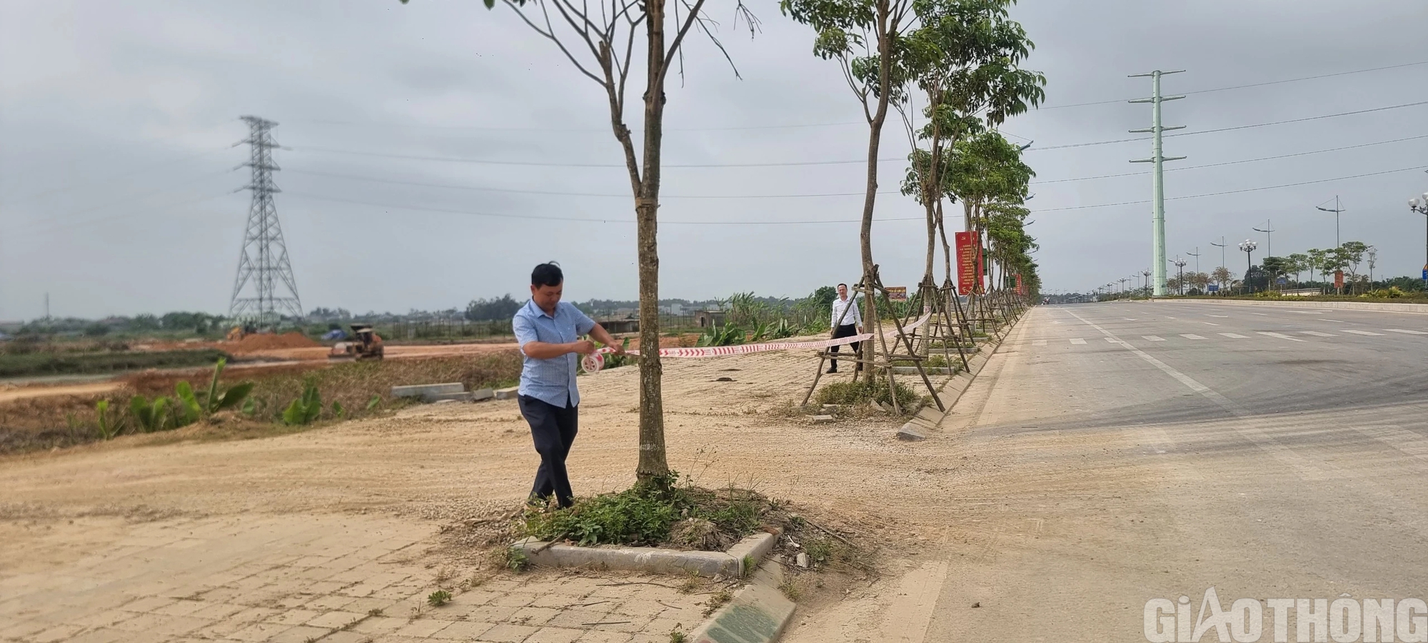 Thi c&ocirc;ng 2 dự &aacute;n gần ngh&igrave;n tỷ "qu&ecirc;n" xin đấu nối: Chủ đầu tư nhận thiếu s&oacute;t- Ảnh 2.