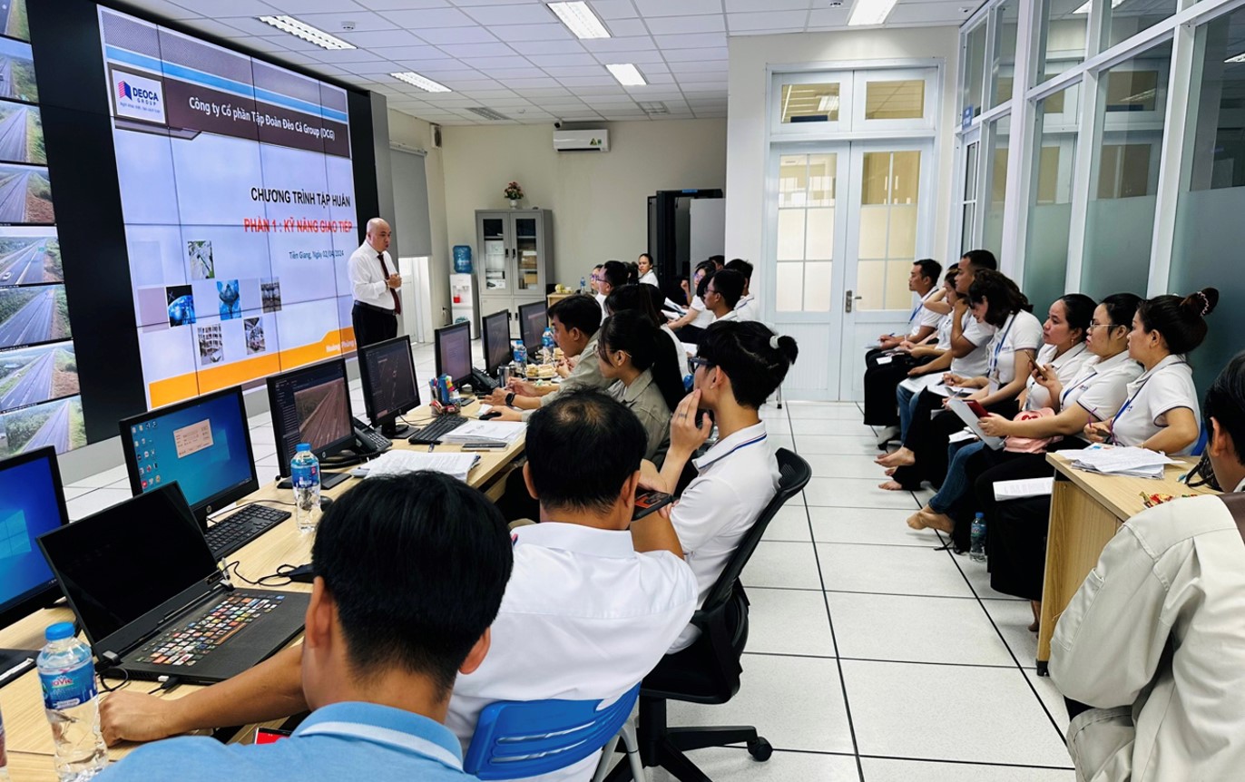 Cao tốc Cam Lâm - Vĩnh Hảo hoàn thiện đồng bộ hệ thống ITS và trạm dừng nghỉ tạm dịp 30/4- Ảnh 5. Cao tốc Cam Lâm - Vĩnh Hảo hoàn thiện đồng bộ hệ thống ITS và trạm dừng nghỉ tạm dịp 30/4- Ảnh 5.