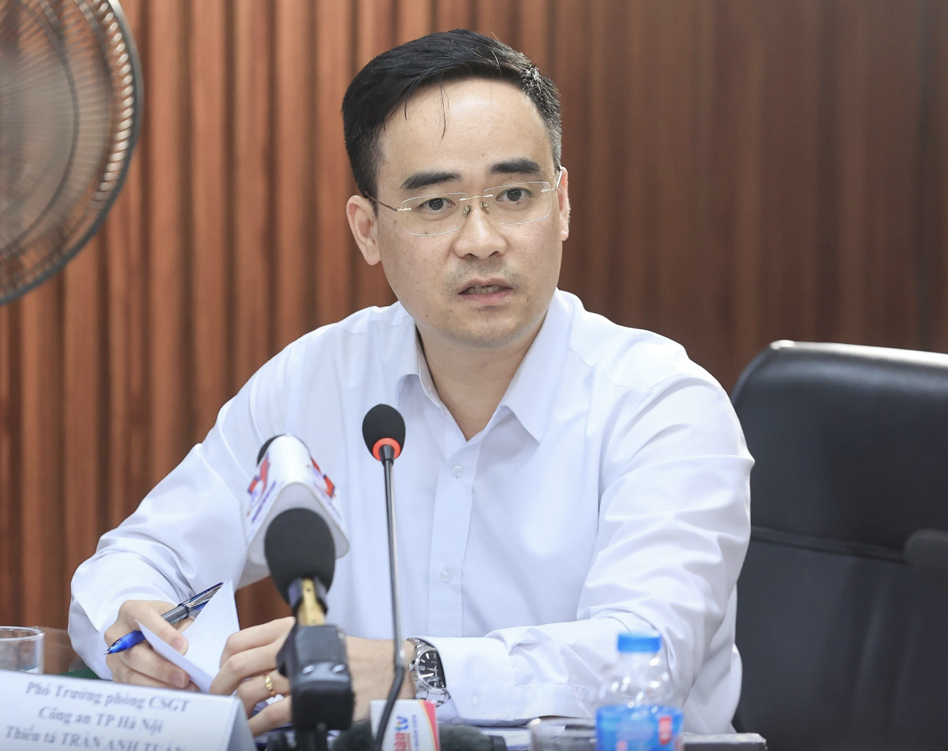 Xử l&yacute; xe d&ugrave;, bến c&oacute;c, xe tr&aacute; h&igrave;nh phải quyết liệt như xử l&yacute; vi phạm nồng độ cồn- Ảnh 3.