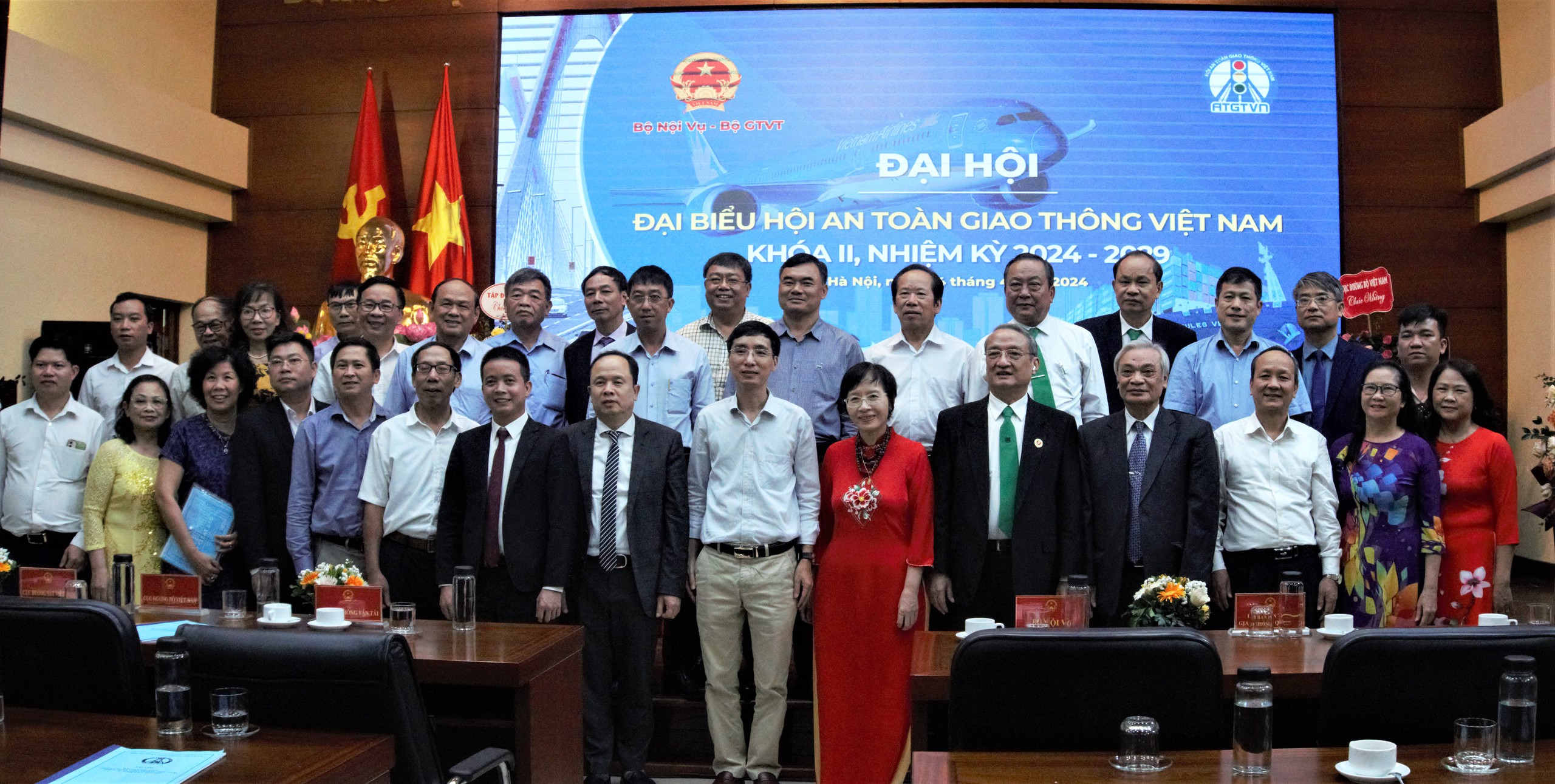 Hội An to&agrave;n giao th&ocirc;ng Việt Nam c&oacute; chủ tịch mới- Ảnh 3.
