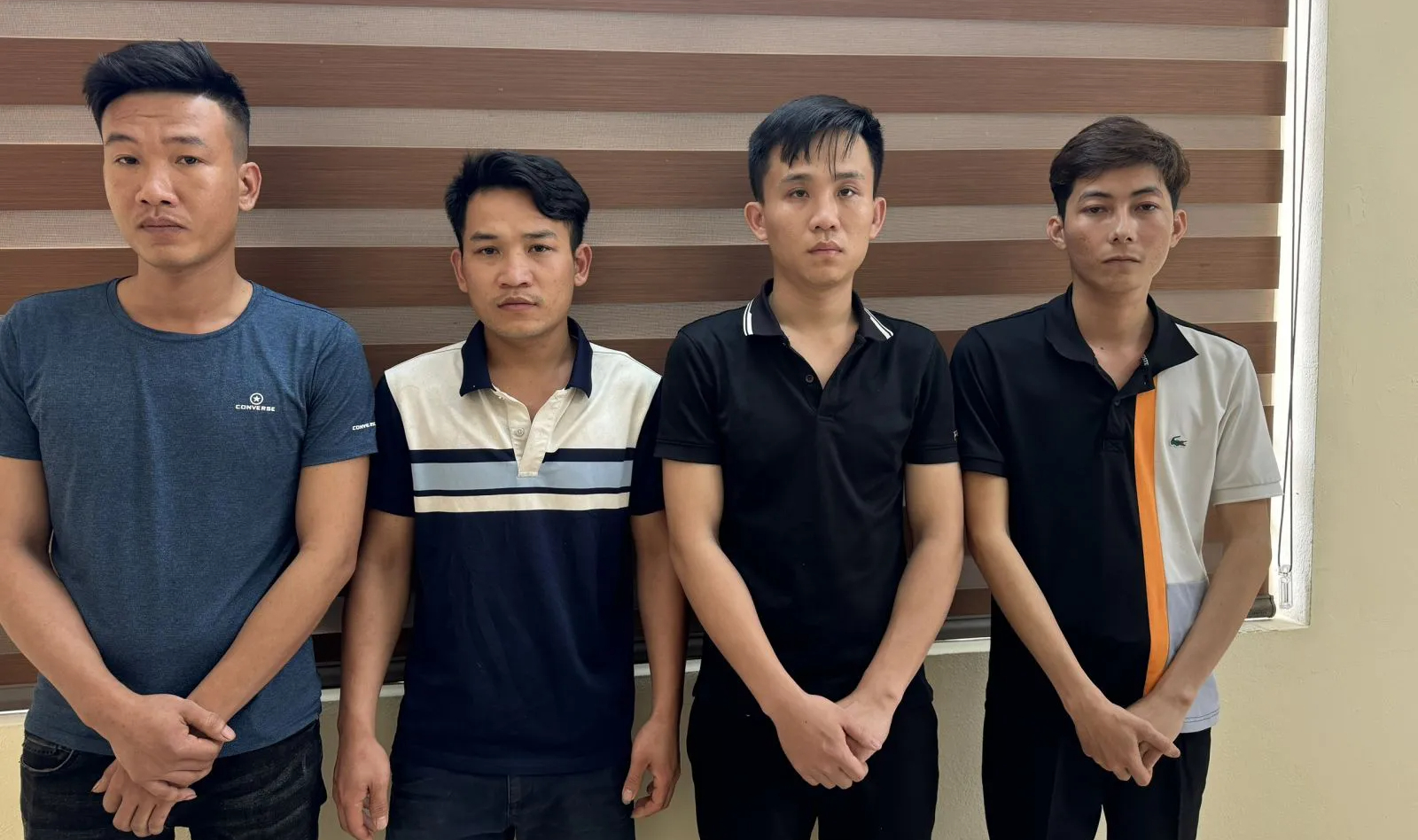 Ch&uacute; rể mời bạn đến đ&aacute;m cưới để sử dụng ma t&uacute;y- Ảnh 1.