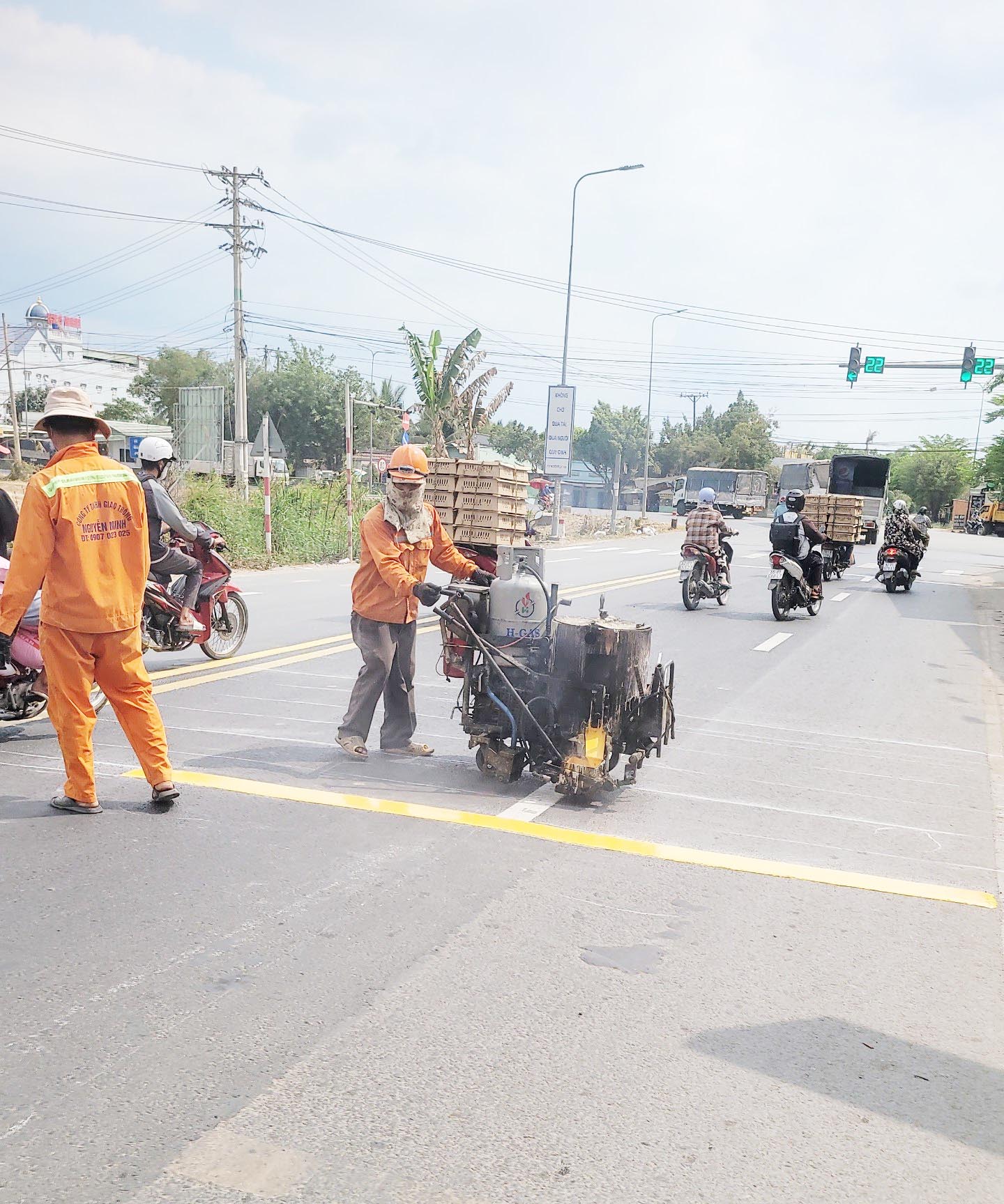 Xử l&yacute; điểm đen giao th&ocirc;ng 1 tuần c&oacute; 2 người tử vong tại Long An- Ảnh 3.