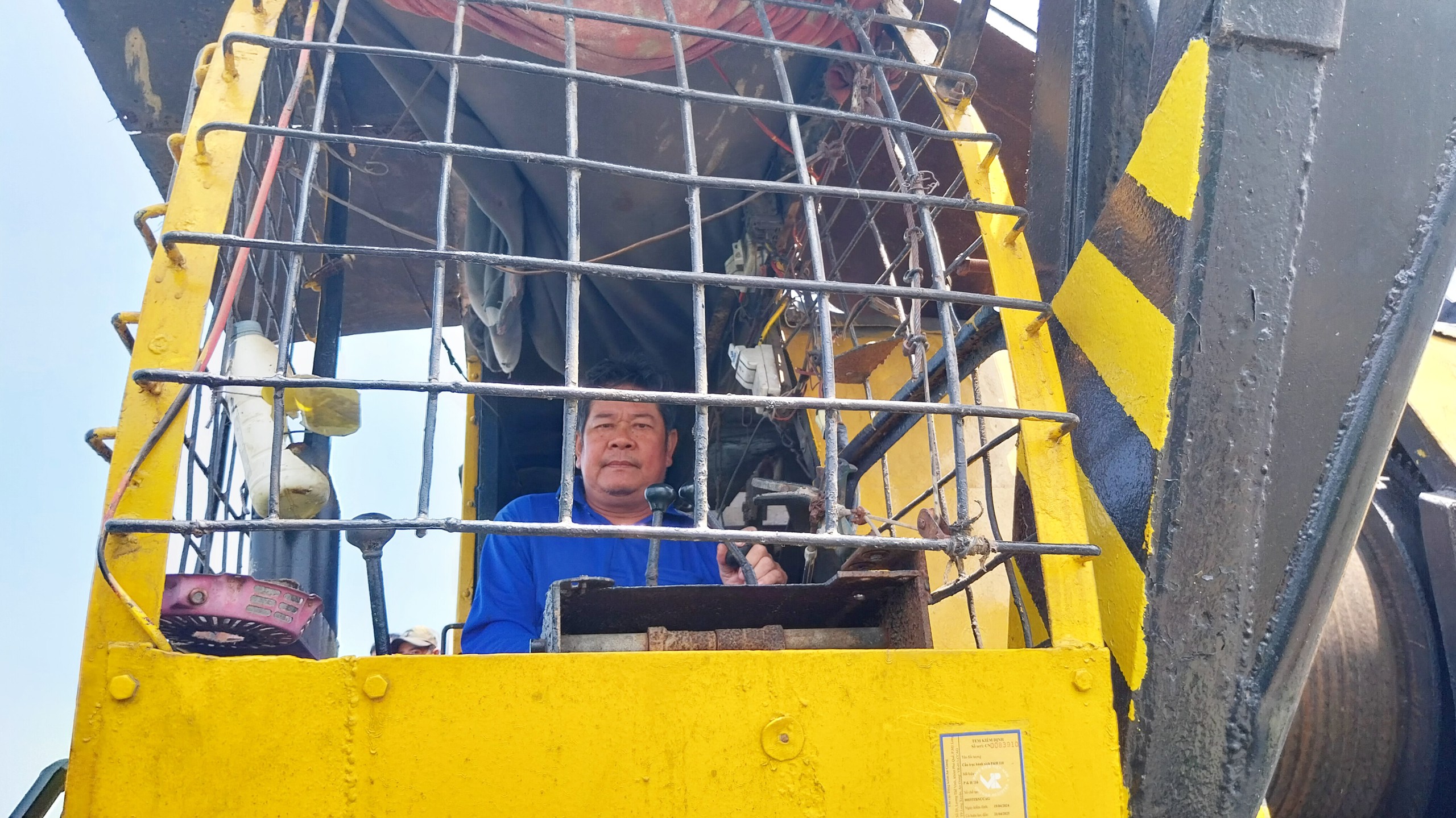 Nh&agrave; thầu bắt đầu đưa c&aacute;t về c&ocirc;ng trường cao tốc Cần Thơ - C&agrave; Mau- Ảnh 4.