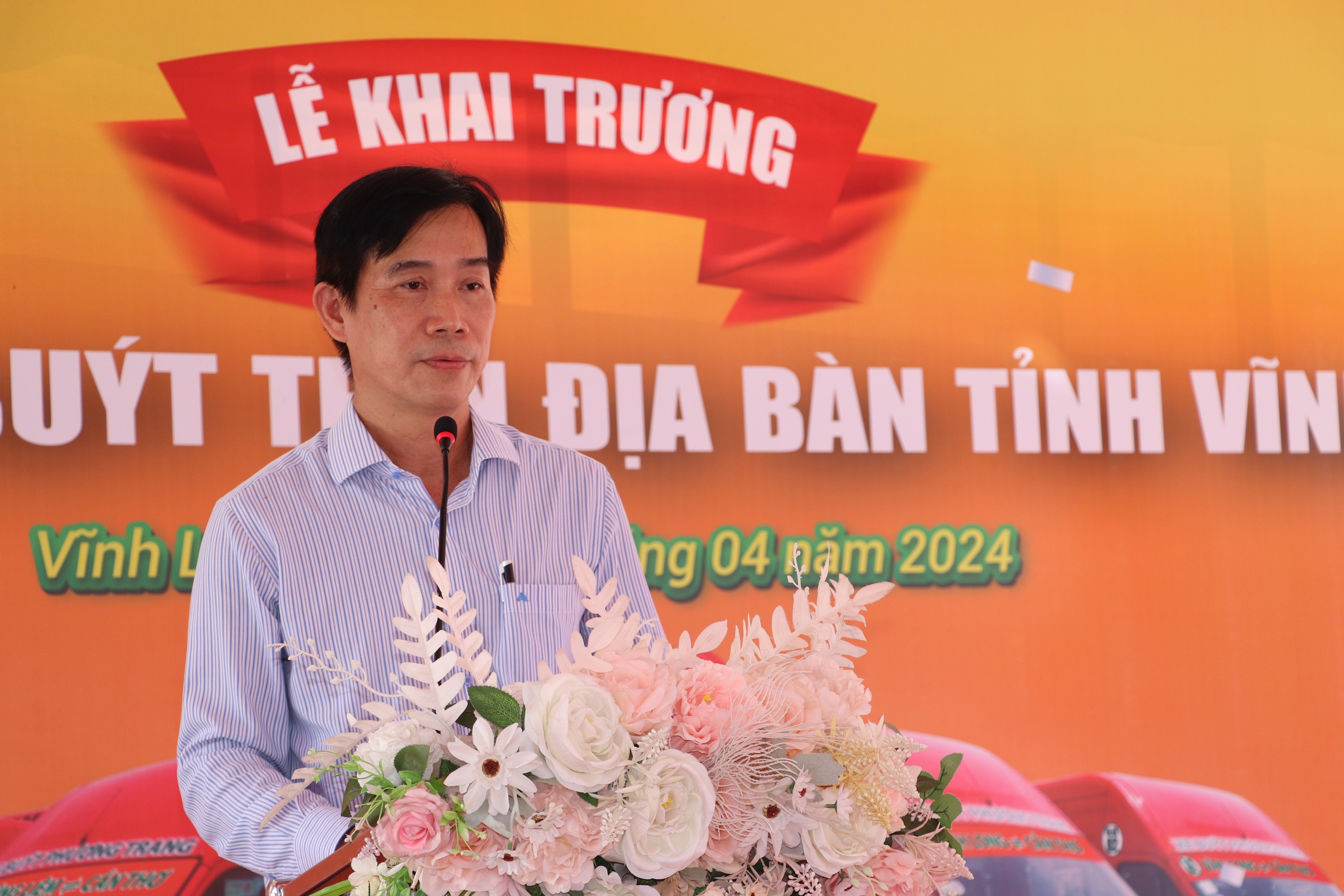 Vĩnh Long khai trương hai tuyến xe bu&yacute;t, học sinh được mua v&eacute; với gi&aacute; cực rẻ- Ảnh 2.