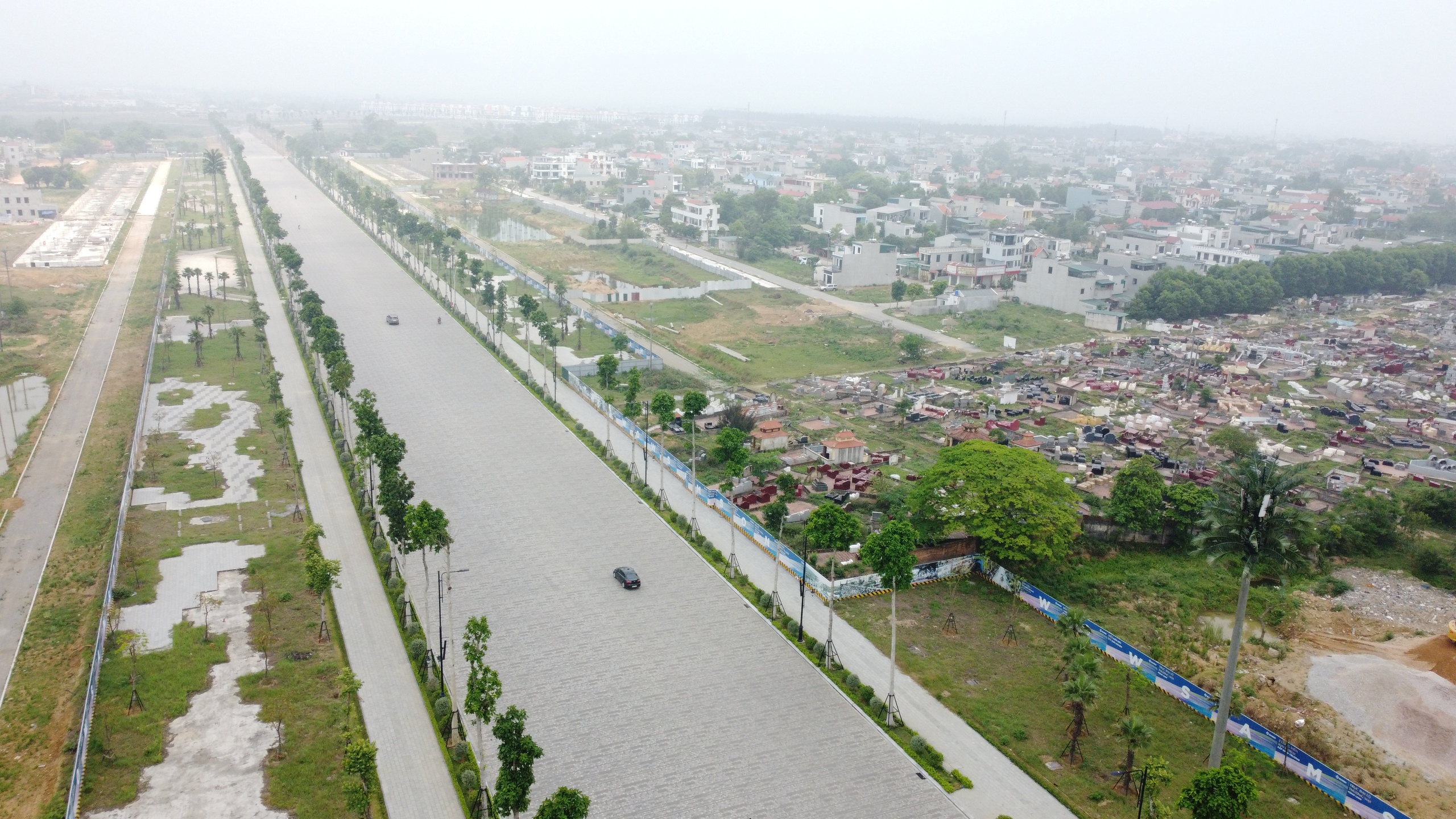 Chi&ecirc;m ngưỡng quảng trường biển Sầm Sơn trước ng&agrave;y khai hội- Ảnh 17.
