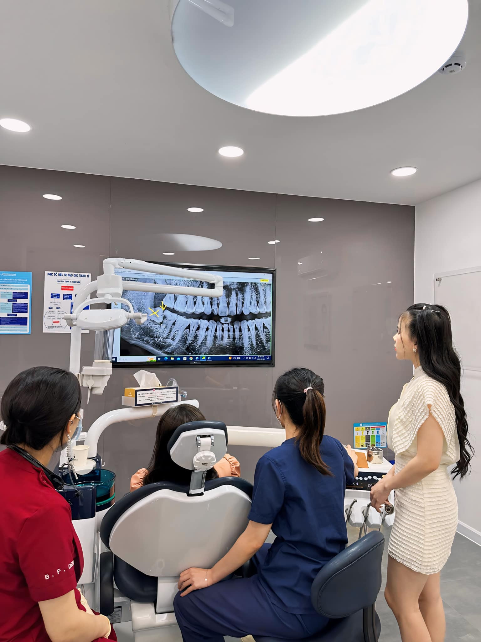 Nha khoa thực hiện 120.000 ca cấy ghép implant nay đã có mặt tại Việt Nam- Ảnh 3. Nha khoa thực hiện 120.000 ca cấy ghép implant nay đã có mặt tại Việt Nam- Ảnh 3.