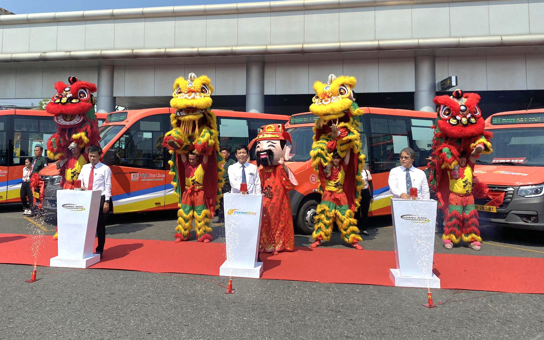 Xe bu&yacute;t kết nối Đ&agrave; Nẵng - Quảng Nam cao nhất 39 ngh&igrave;n đồng