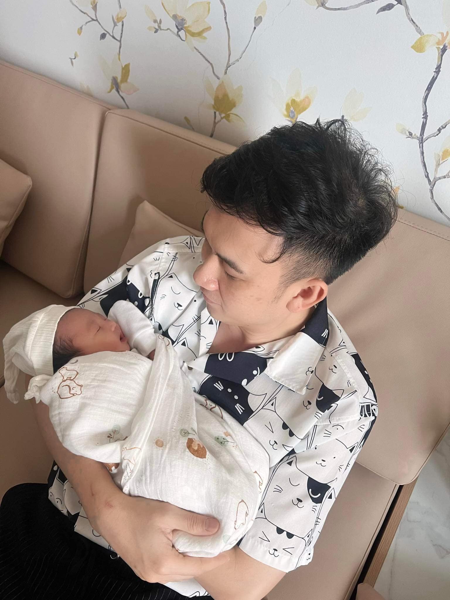 Dương Triệu Vũ: "Nhiều người thắc mắc sao Bảo Anh kh&ocirc;ng t&igrave;m đại gia để sinh con"- Ảnh 2.