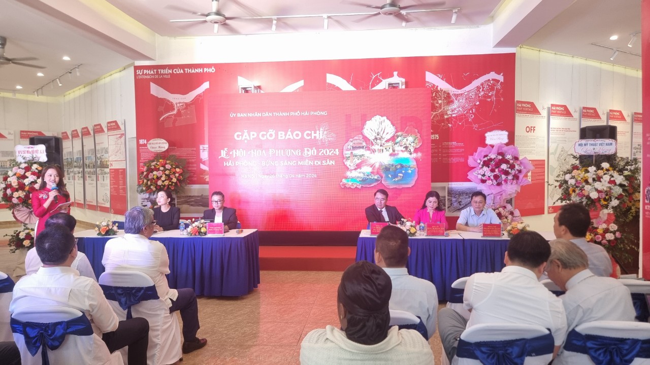 Hải Ph&ograve;ng tổ chức bắn ph&aacute;o hoa tầm cao tại lễ hội Hoa phượng đỏ 2024- Ảnh 2.