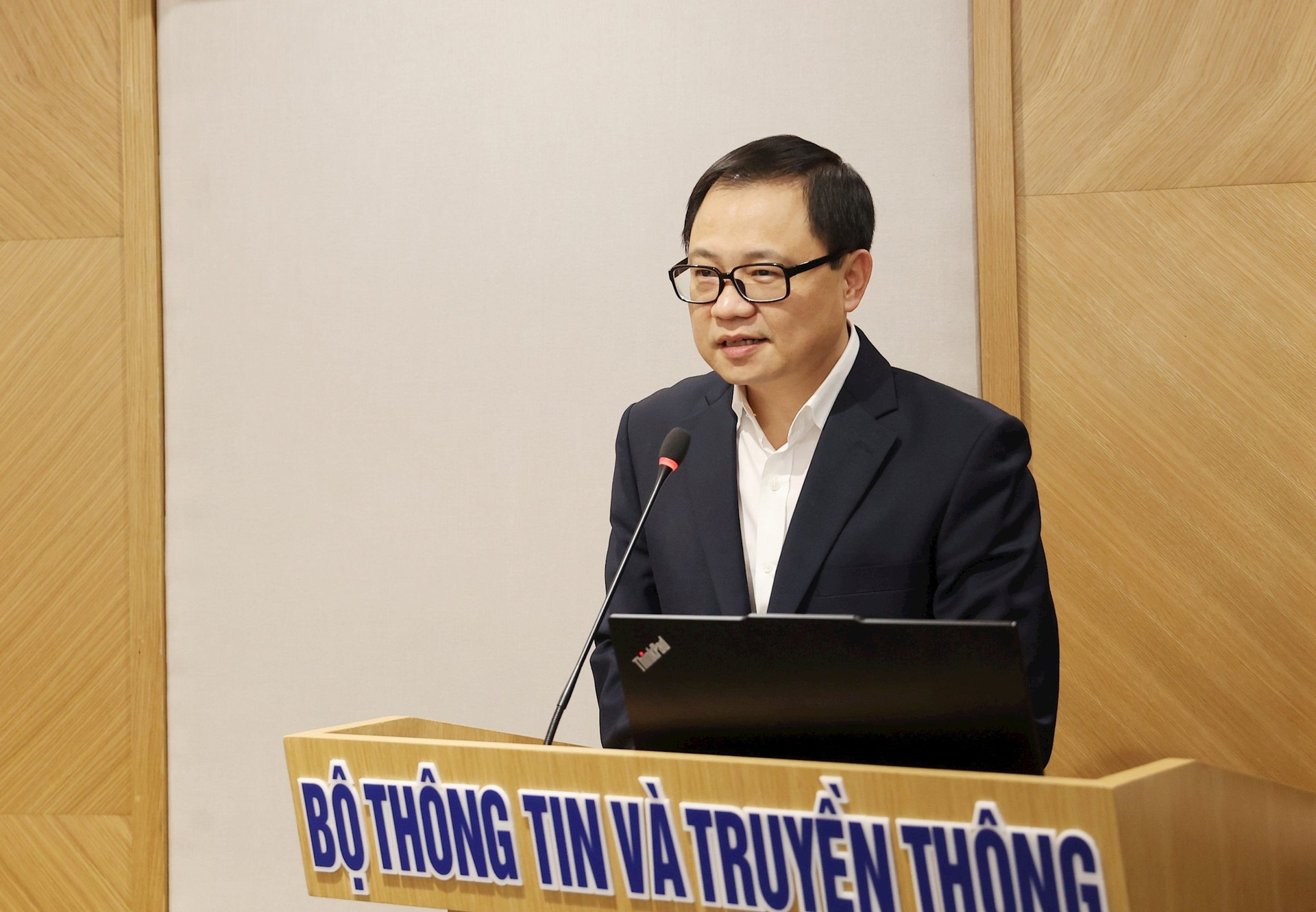 B&aacute;o ch&iacute; cần chuyển từ đưa tin đơn thuần sang cung cấp tri thức- Ảnh 1.