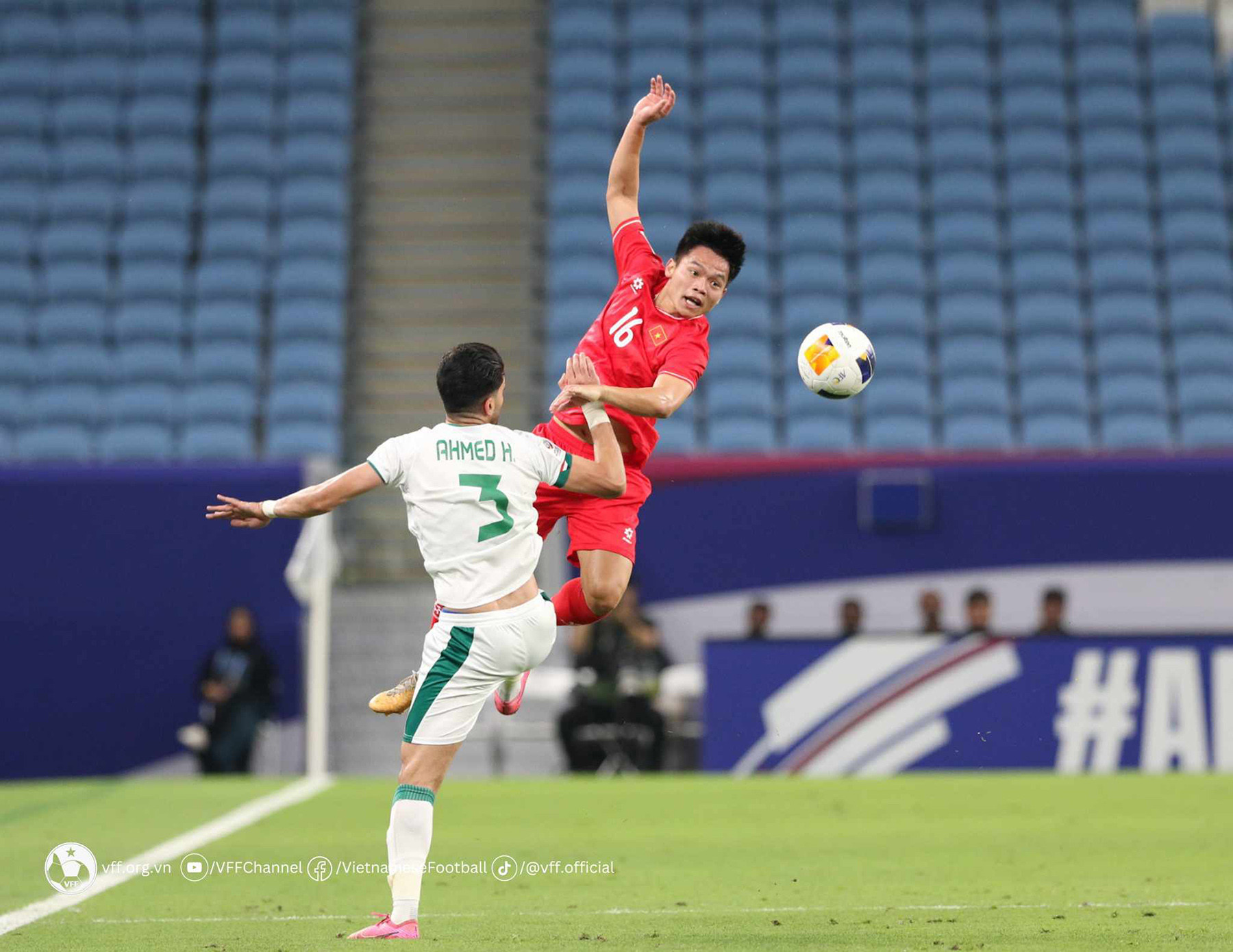U23 Việt Nam vs U23 Iraq: Kh&ocirc;ng c&oacute; bất ngờ- Ảnh 2.
