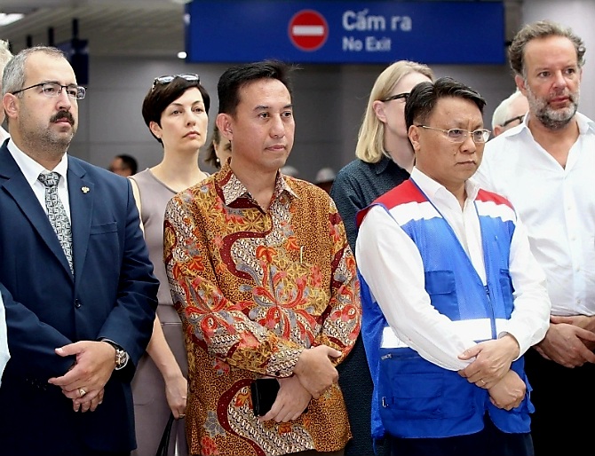 Những vị kh&aacute;ch đặc biệt trải nghiệm metro Bến Th&agrave;nh - Suối Ti&ecirc;n- Ảnh 8.