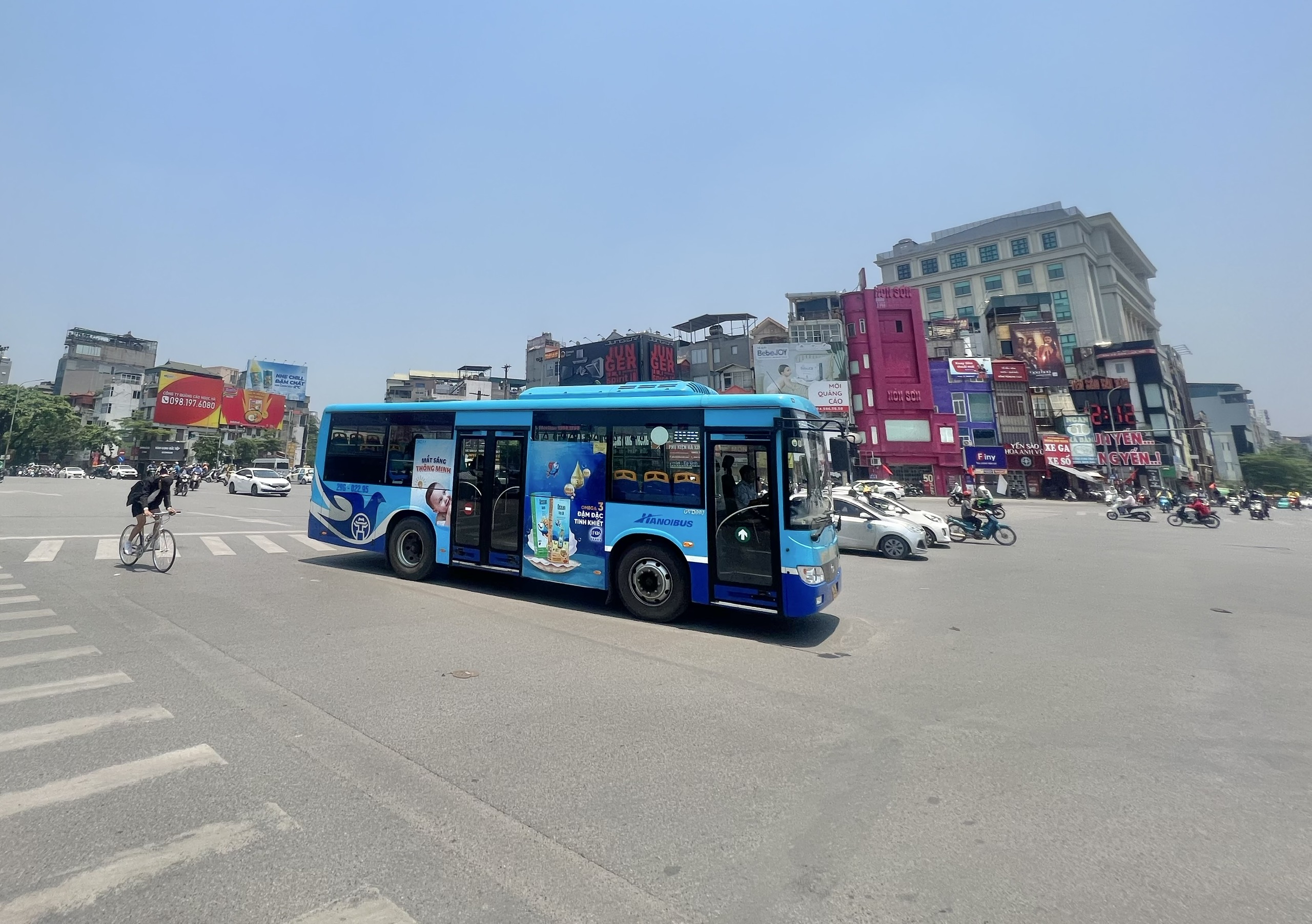 Ng&agrave;y đầu nghỉ lễ 30/4, cửa ng&otilde; Thủ đ&ocirc; tắc cứng từ s&aacute;ng sớm, nội đ&ocirc; th&ocirc;ng tho&aacute;ng- Ảnh 13.