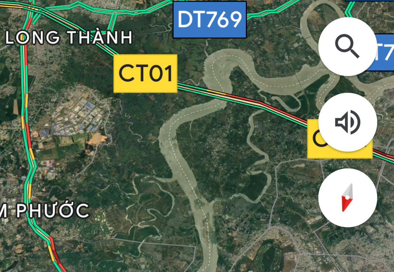 Dân ùn ùn đi Vũng Tàu, Đà Lạt nghỉ lễ, nhiều tuyến đường ùn ứ kéo dài- Ảnh 8. Dân ùn ùn đi Vũng Tàu, Đà Lạt nghỉ lễ, nhiều tuyến đường ùn ứ kéo dài- Ảnh 8.