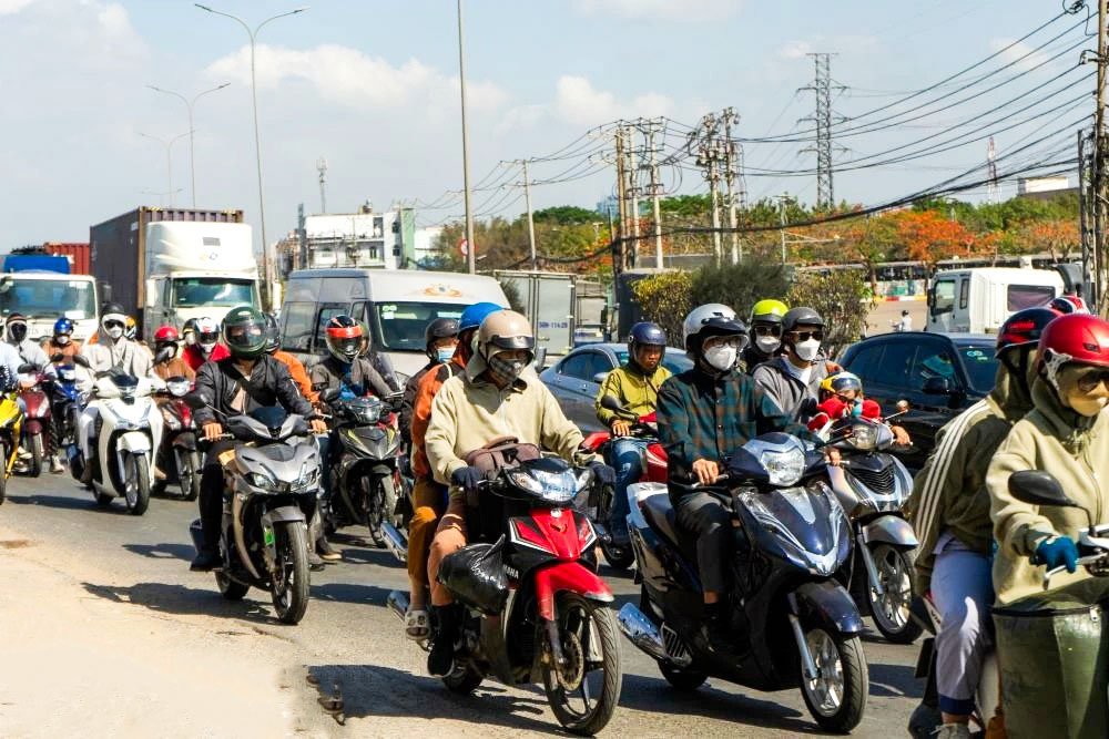 Dân ùn ùn đi Vũng Tàu, Đà Lạt nghỉ lễ, nhiều tuyến đường ùn ứ kéo dài- Ảnh 9. Dân ùn ùn đi Vũng Tàu, Đà Lạt nghỉ lễ, nhiều tuyến đường ùn ứ kéo dài- Ảnh 9.