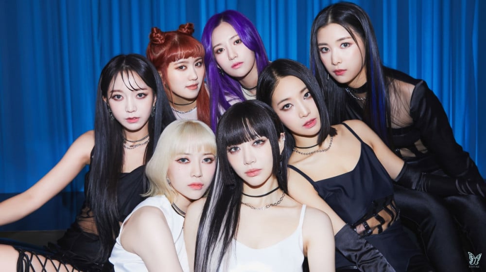 Thần tượng Kpop về qu&ecirc; l&agrave;m tiếp vi&ecirc;n cơ sở giải tr&iacute; cho người lớn- Ảnh 3.