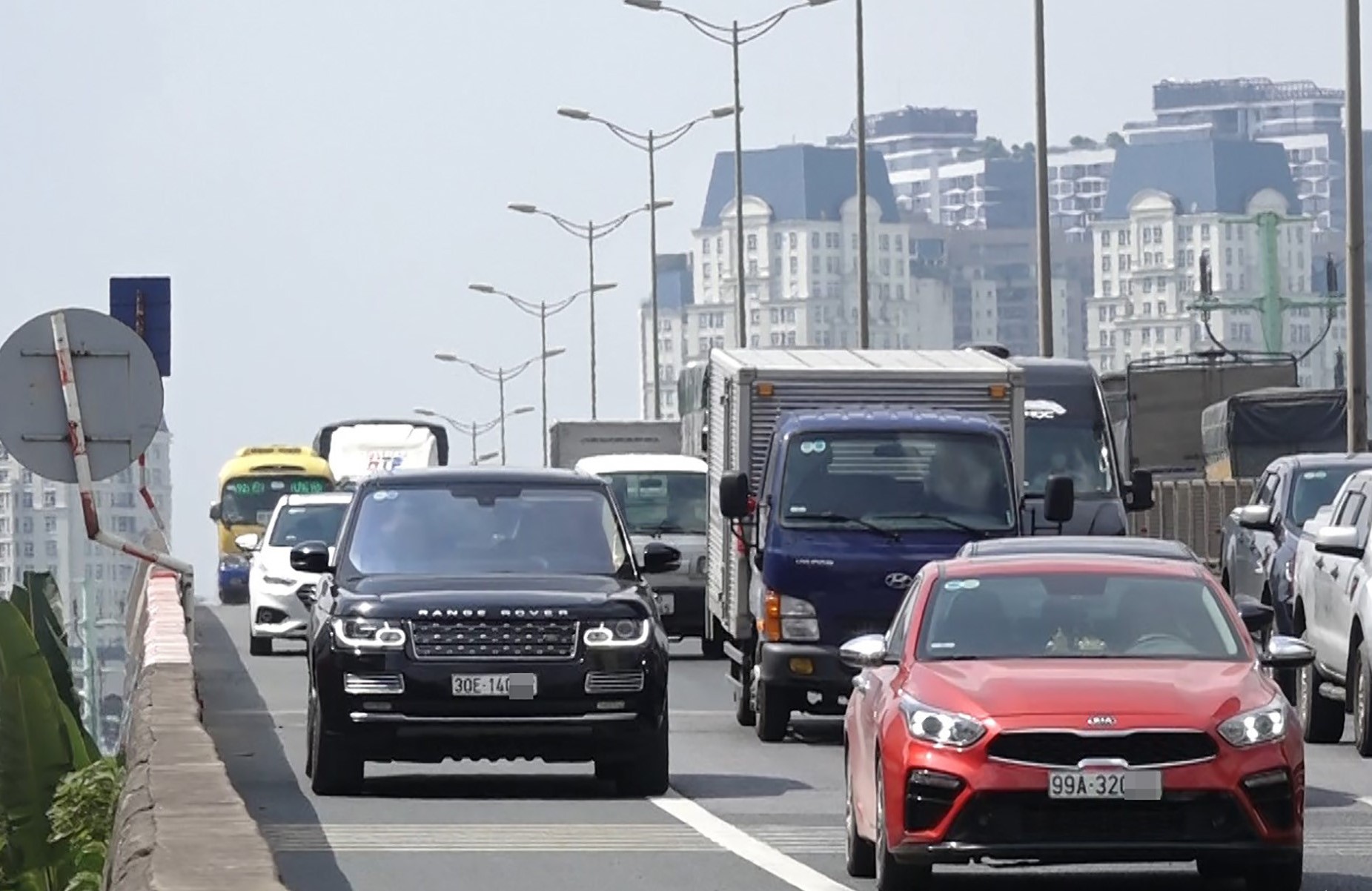 Những vi phạm n&agrave;o sẽ bị trừ điểm giấy ph&eacute;p l&aacute;i xe?- Ảnh 1.