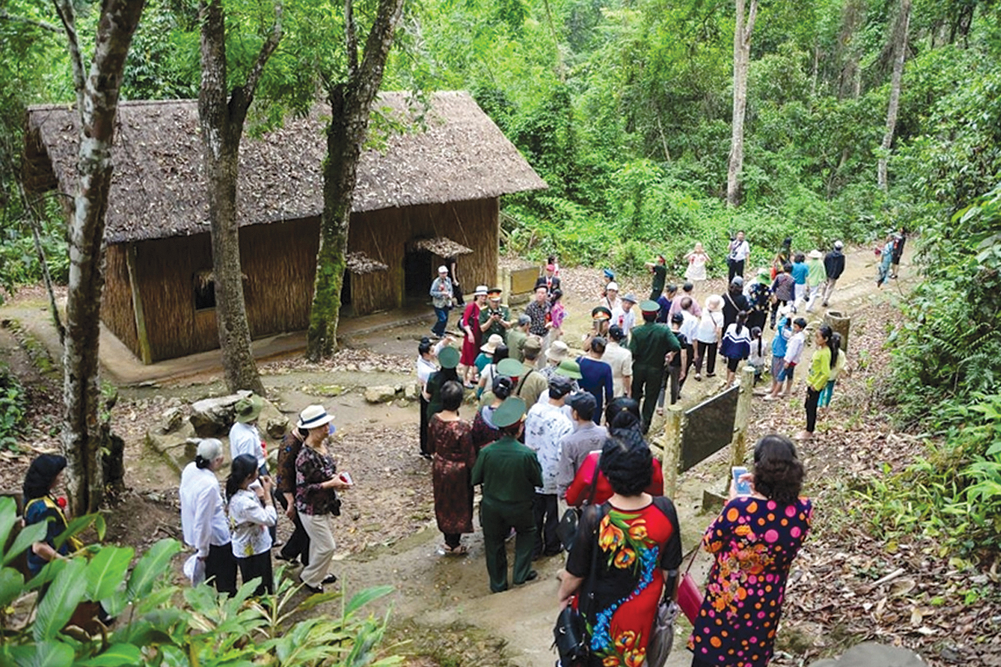 Những chiến địa Điện Biên Phủ lừng lẫy năm xưa- Ảnh 3. Những chiến địa Điện Biên Phủ lừng lẫy năm xưa- Ảnh 3.