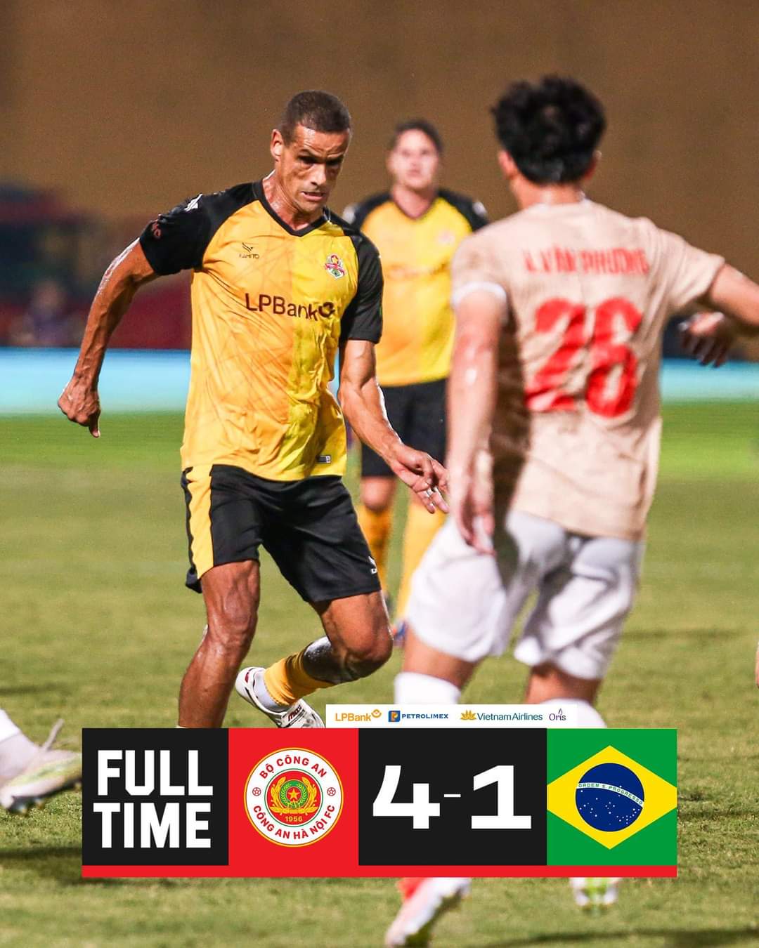 Nh&agrave; v&ocirc; địch World Cup ghi b&agrave;n, đội huyền thoại Brazil vẫn thua tan n&aacute;t CLB V-League- Ảnh 2.