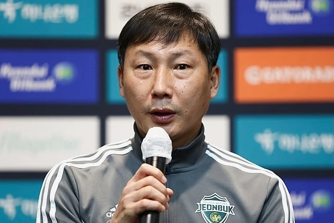 Báo Hàn Quốc bất ngờ tiết lộ danh tính tân HLV trưởng đội tuyển Việt Nam- Ảnh 1. Báo Hàn Quốc bất ngờ tiết lộ danh tính tân HLV trưởng đội tuyển Việt Nam- Ảnh 1.