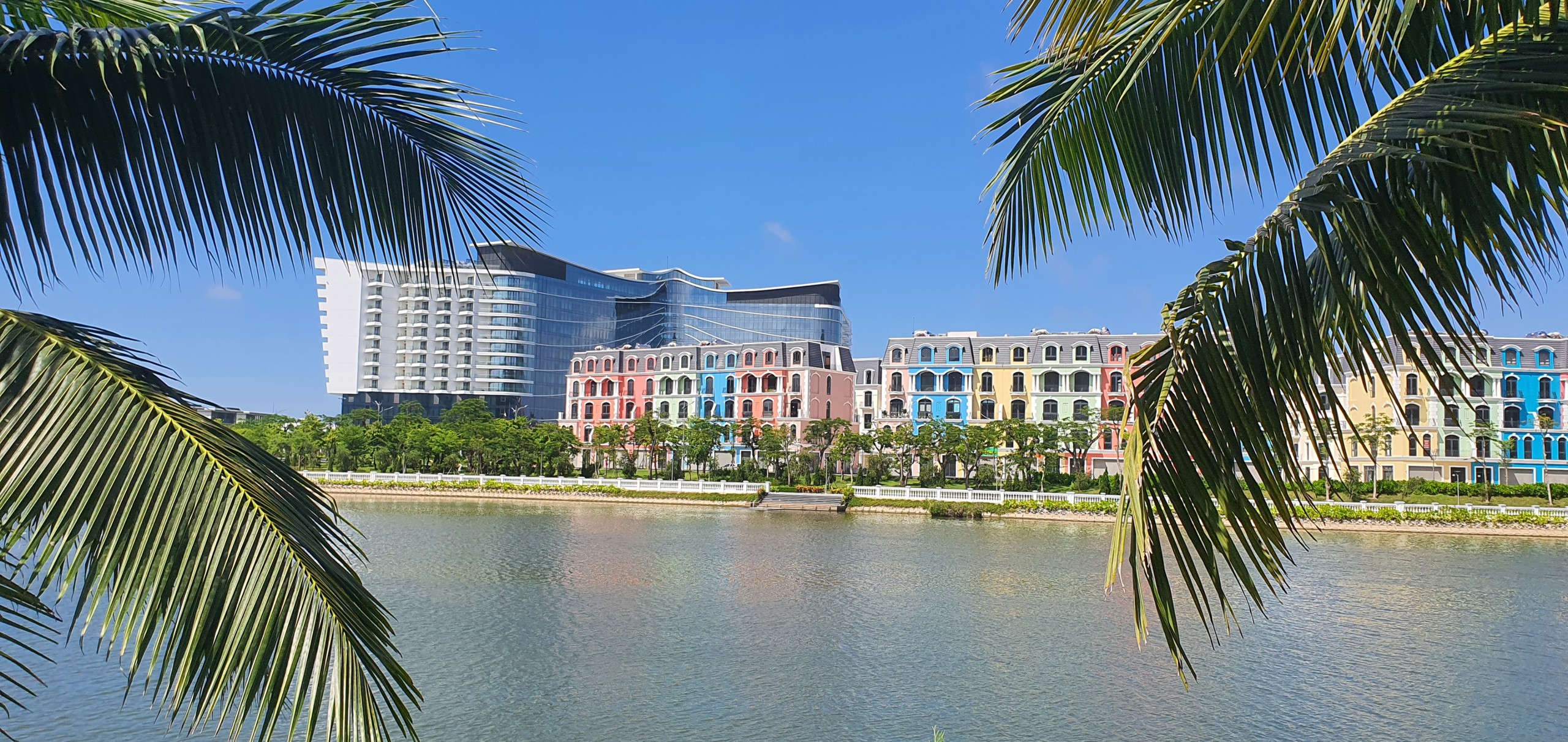 C&ocirc;ng vi&ecirc;n &aacute;nh s&aacute;ng Đồi Rồng ch&iacute;nh thức khai trương, tạo điểm nhấn cho du lịch Hải Ph&ograve;ng- Ảnh 2.