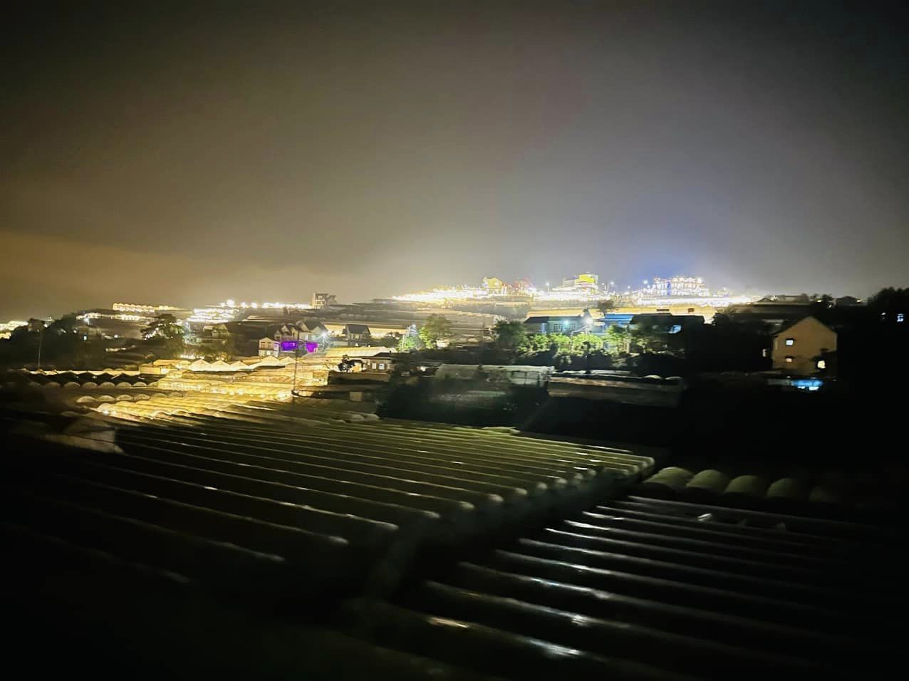 Đường sắt chạy th&ecirc;m t&agrave;u tối tại Đ&agrave; Lạt- Ảnh 2.