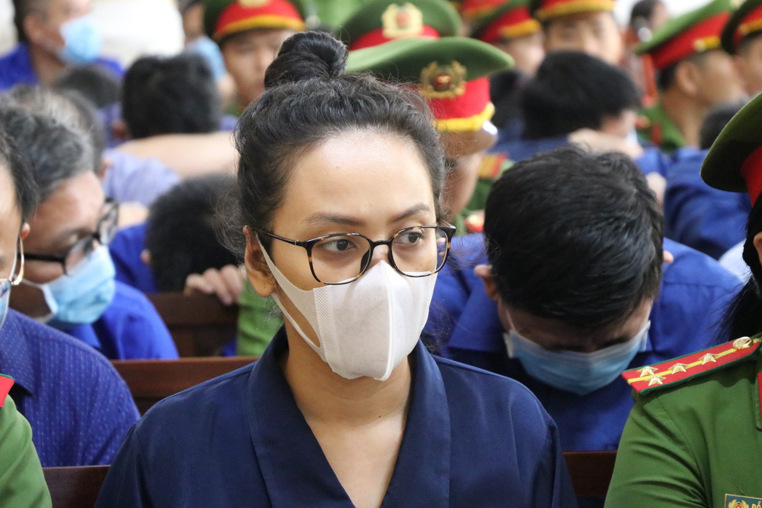 B&agrave; Trương Mỹ Lan kh&oacute;c than, từng nghĩ đến c&aacute;i chết- Ảnh 3.