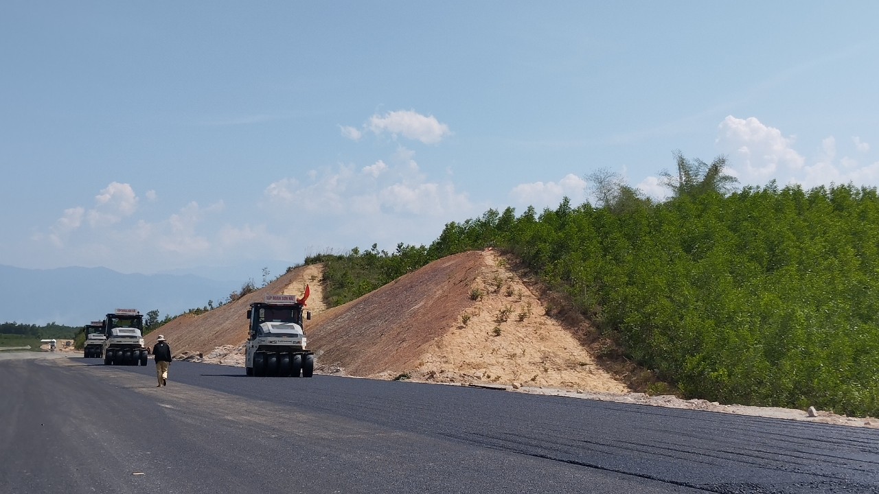 Cao tốc qua miền Trung: Kh&ocirc;ng lo thiếu tiền, chỉ ngại mặt bằng- Ảnh 6.