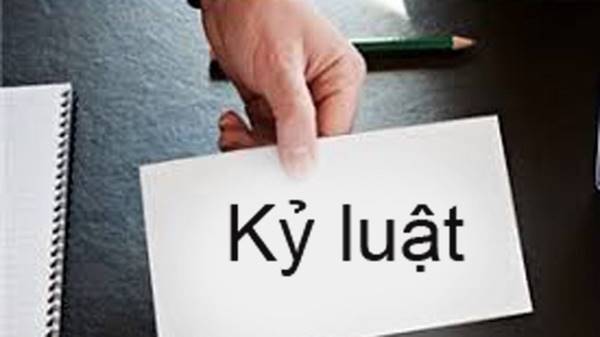 Bạc Li&ecirc;u: Bị kỷ luật v&igrave; k&yacute; x&aacute;c nhận cho c&aacute;n bộ th&agrave;nh phố sai quy định- Ảnh 1.