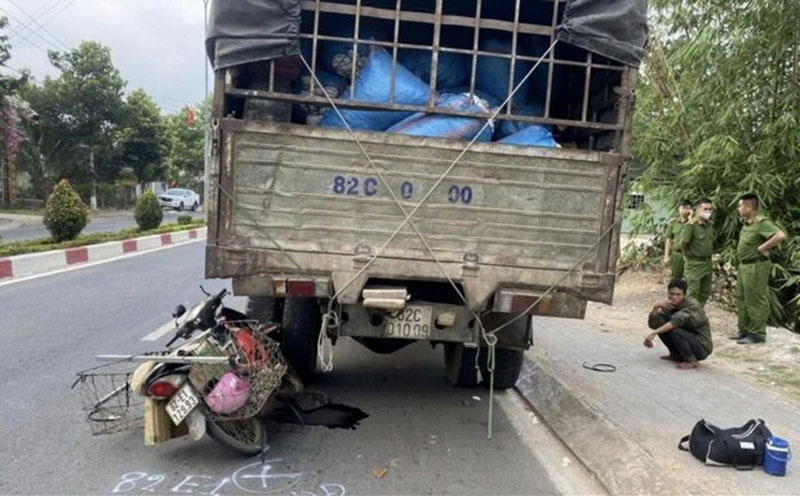 Hiện trường vụ TNGT.