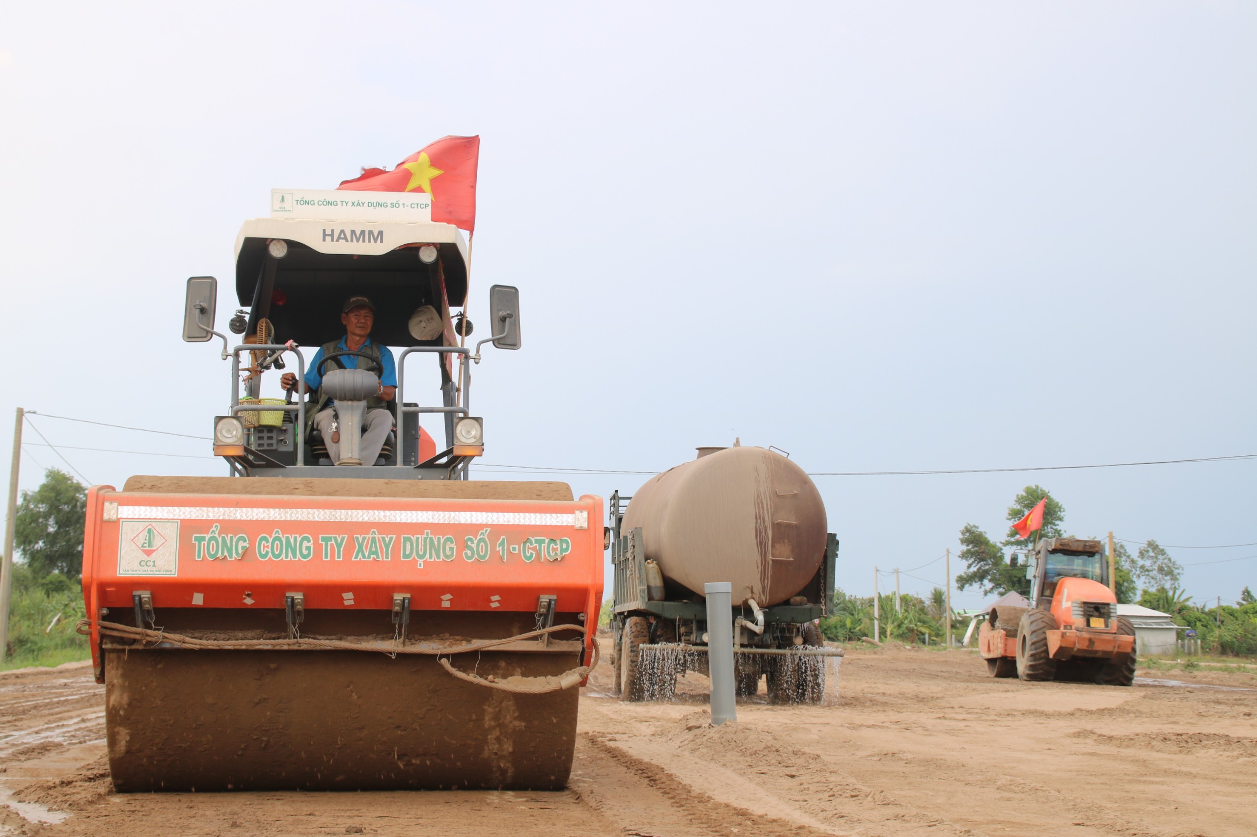 G&aacute;c t&igrave;nh ri&ecirc;ng, dồn sức thi c&ocirc;ng cao tốc Cần Thơ - C&agrave; Mau- Ảnh 4.