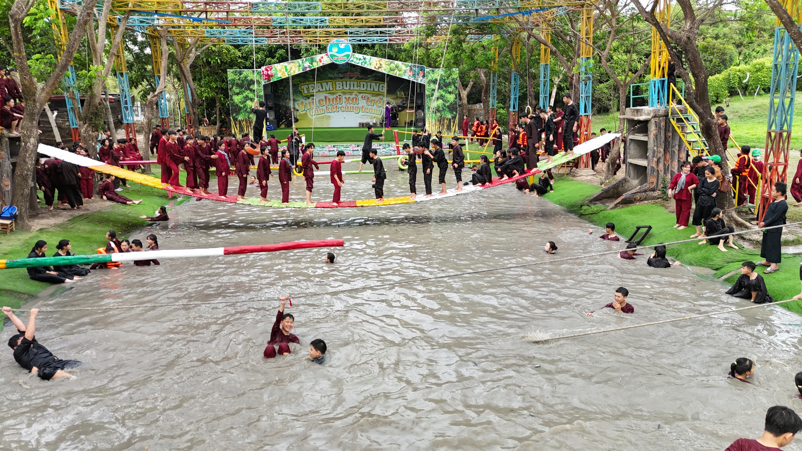 Nắng n&oacute;ng, c&aacute;c điểm du lịch ở Cần Thơ vẫn đ&ocirc;ng nghịt kh&aacute;ch- Ảnh 4.