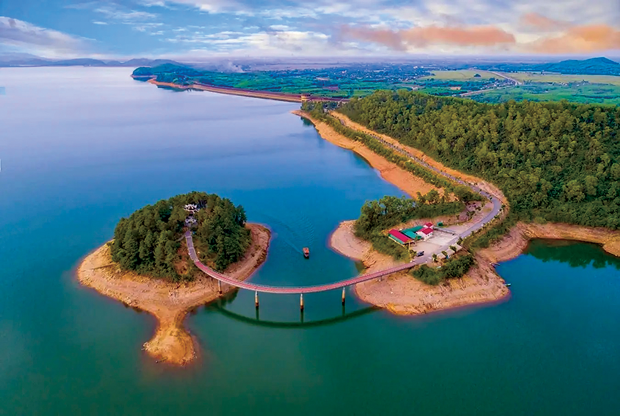 Chuyện những người đi x&acirc;y hồ Kẻ Gỗ- Ảnh 2.